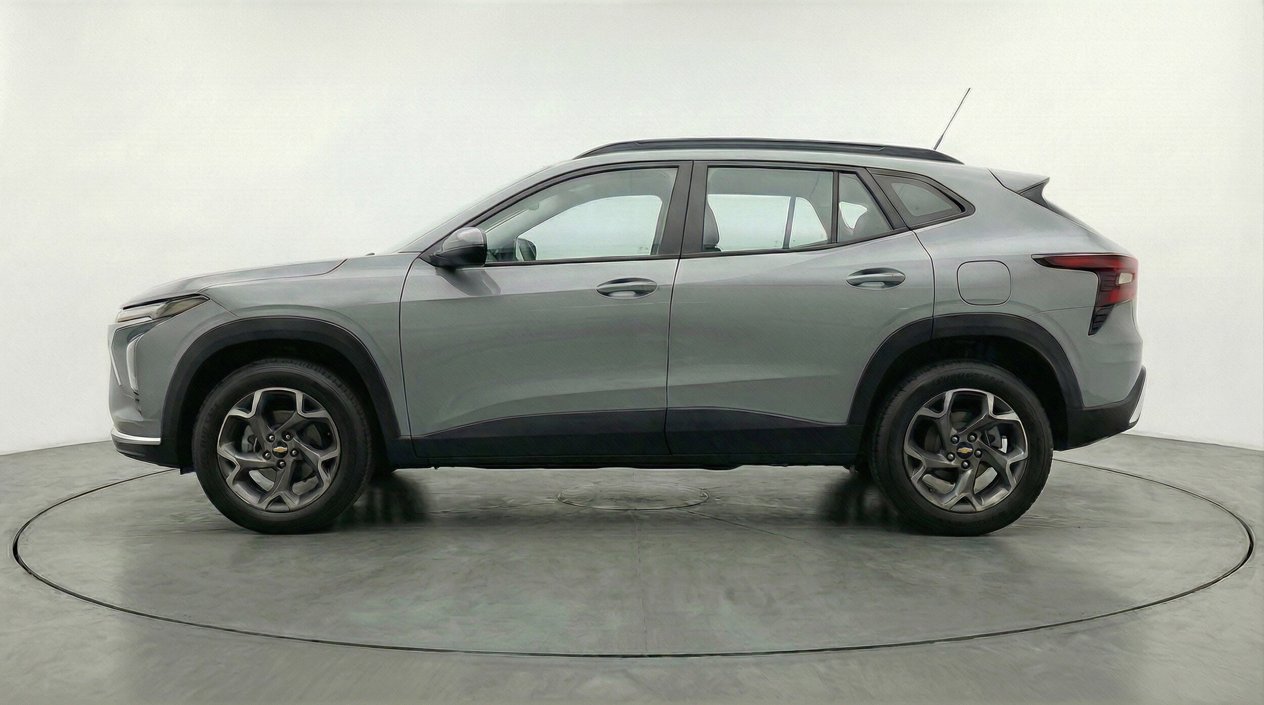 Thumbnail: 2025 Chevrolet Trax - 5