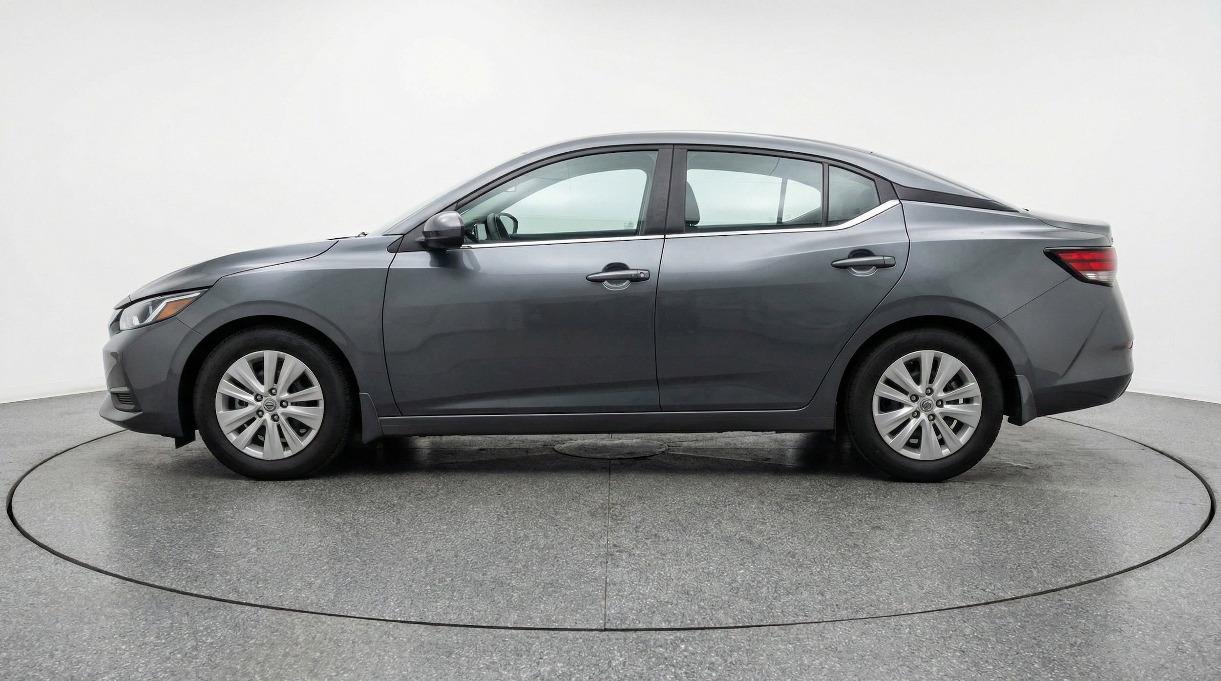 Thumbnail: 2025 Nissan Sentra - 5