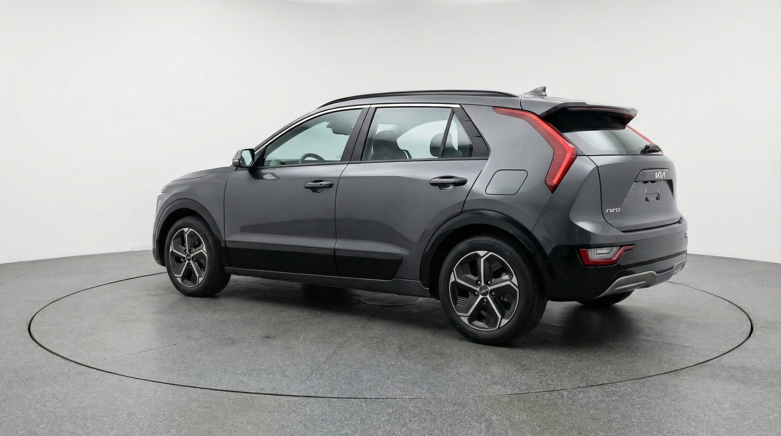 Thumbnail: 2026 Kia Niro - 5