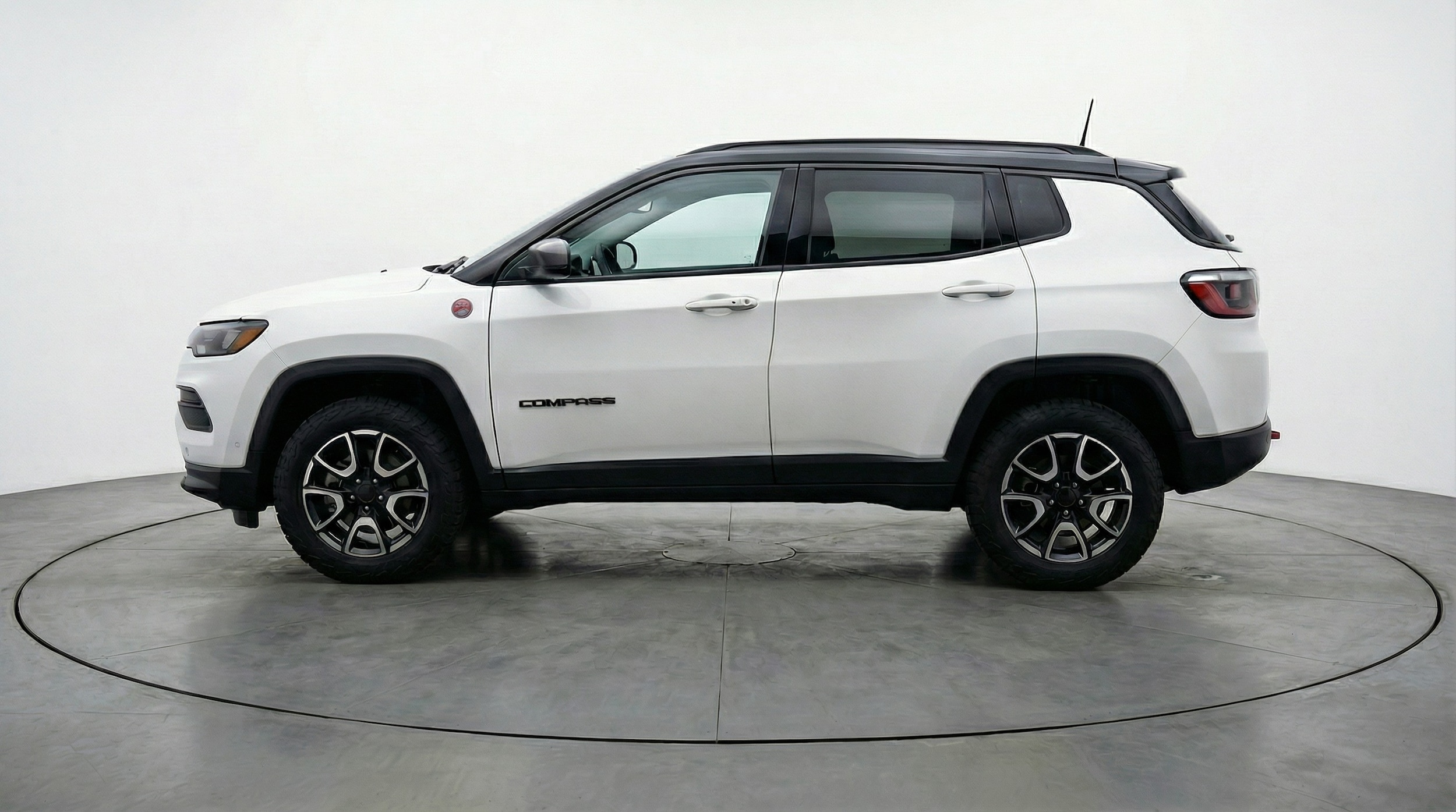 Thumbnail: 2025 Jeep Compass - 4
