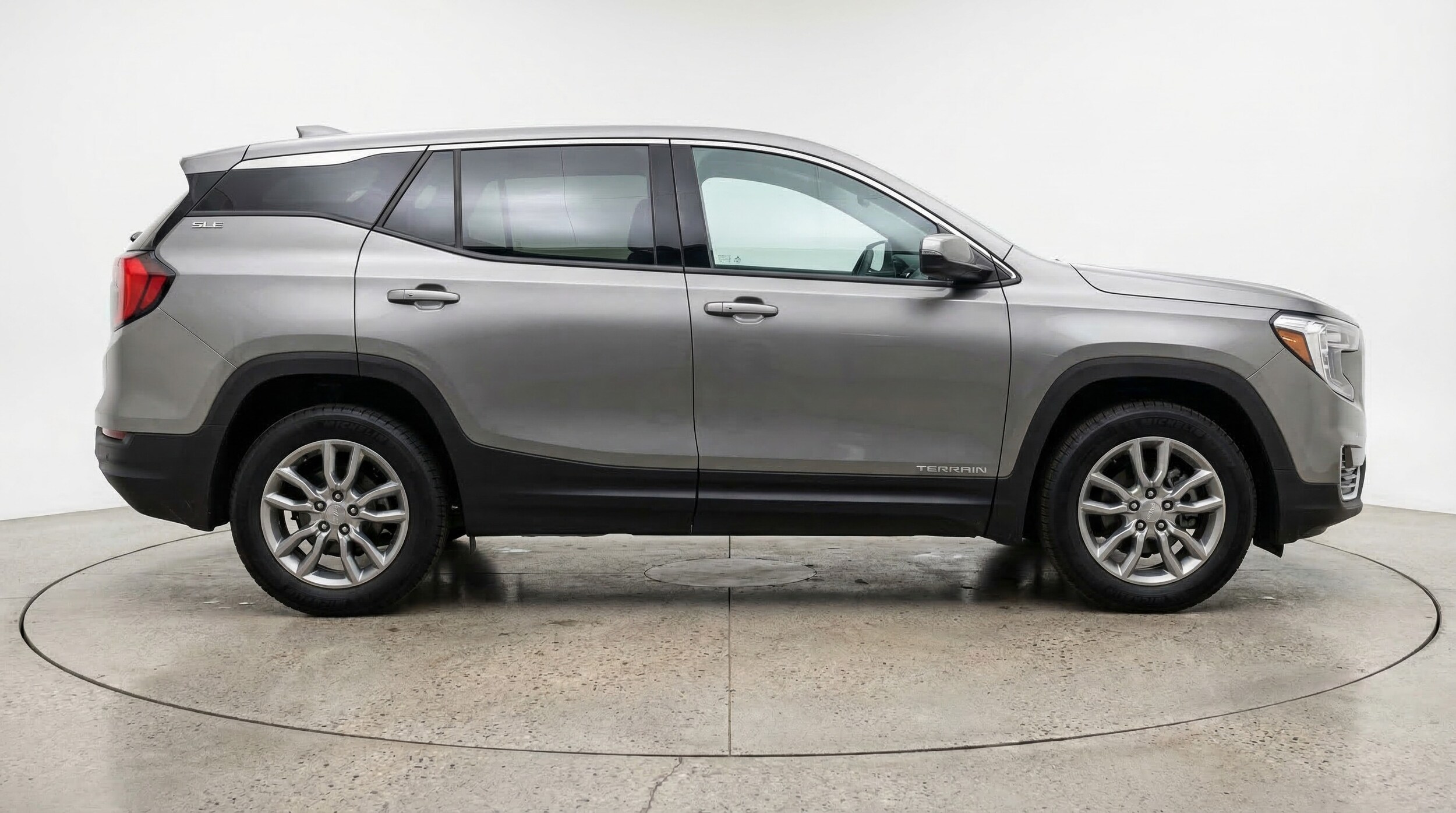 Thumbnail: 2024 GMC Terrain - 8