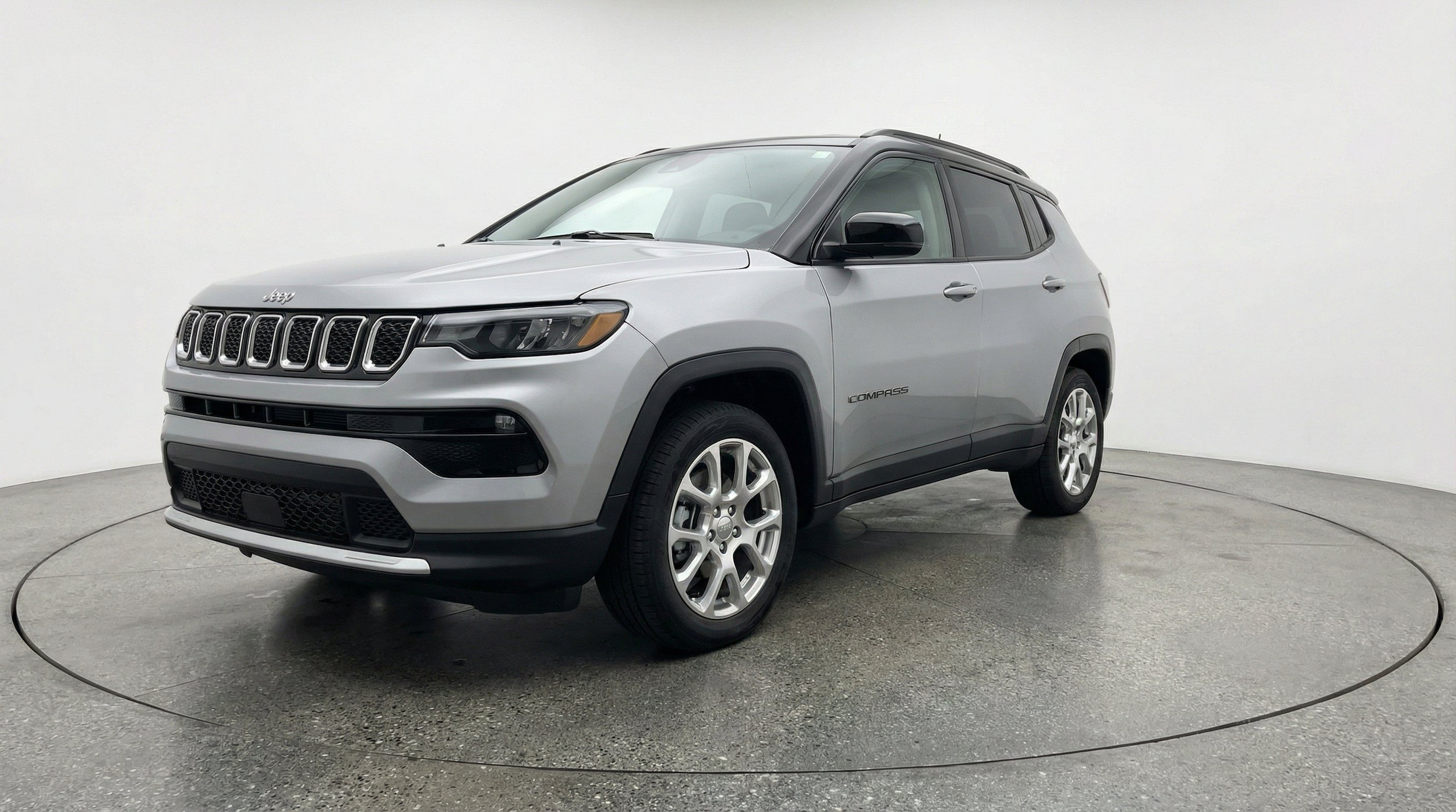 Thumbnail: 2025 Jeep Compass - 3