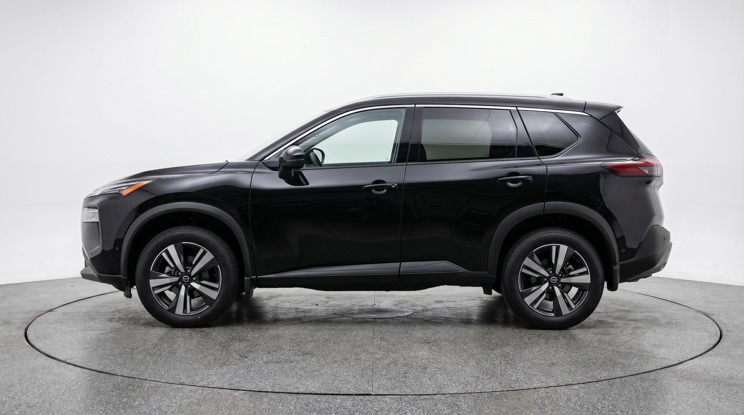 Thumbnail: 2026 Nissan Rogue - 4