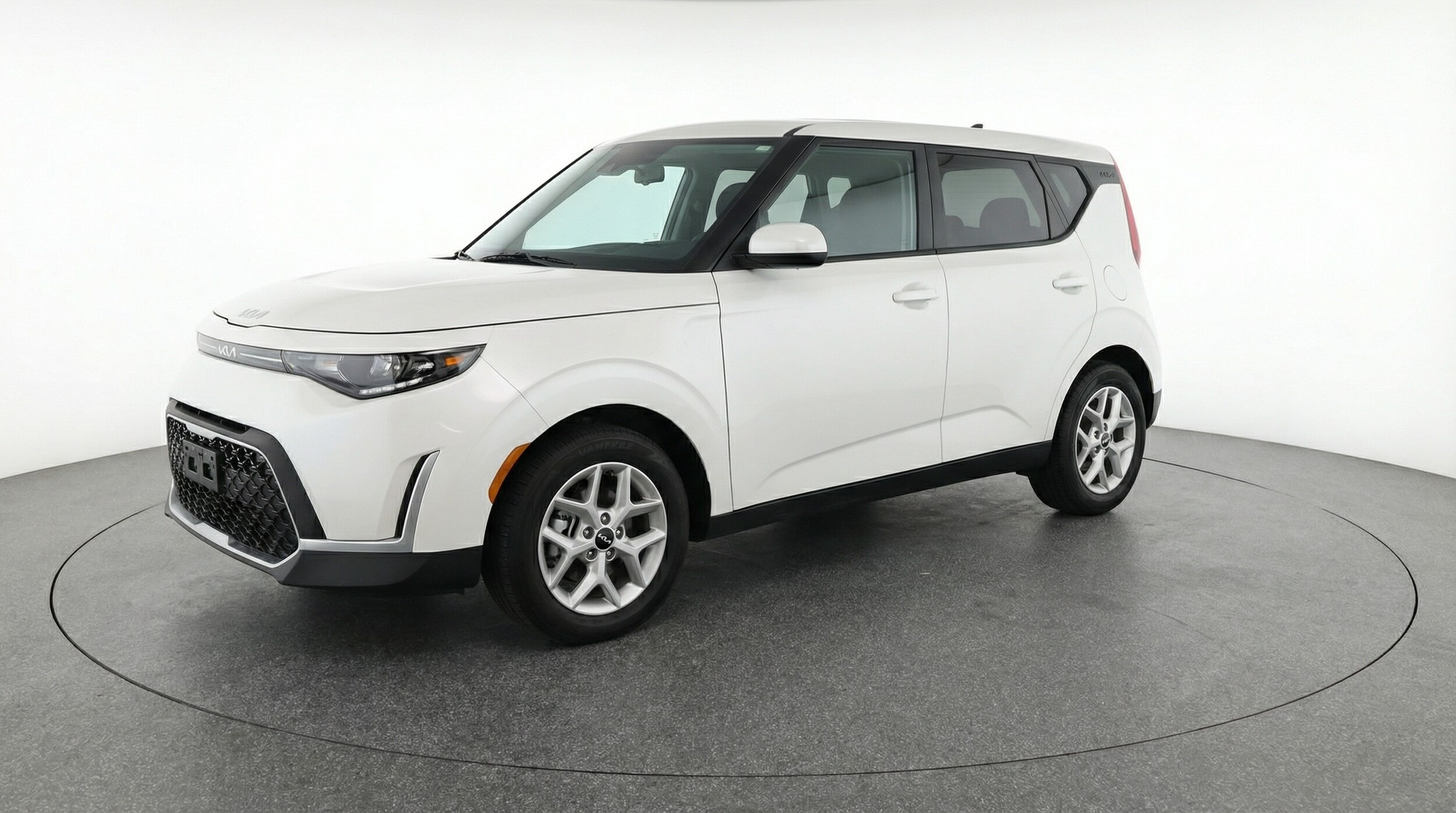 Thumbnail: 2025 Kia Soul - 3