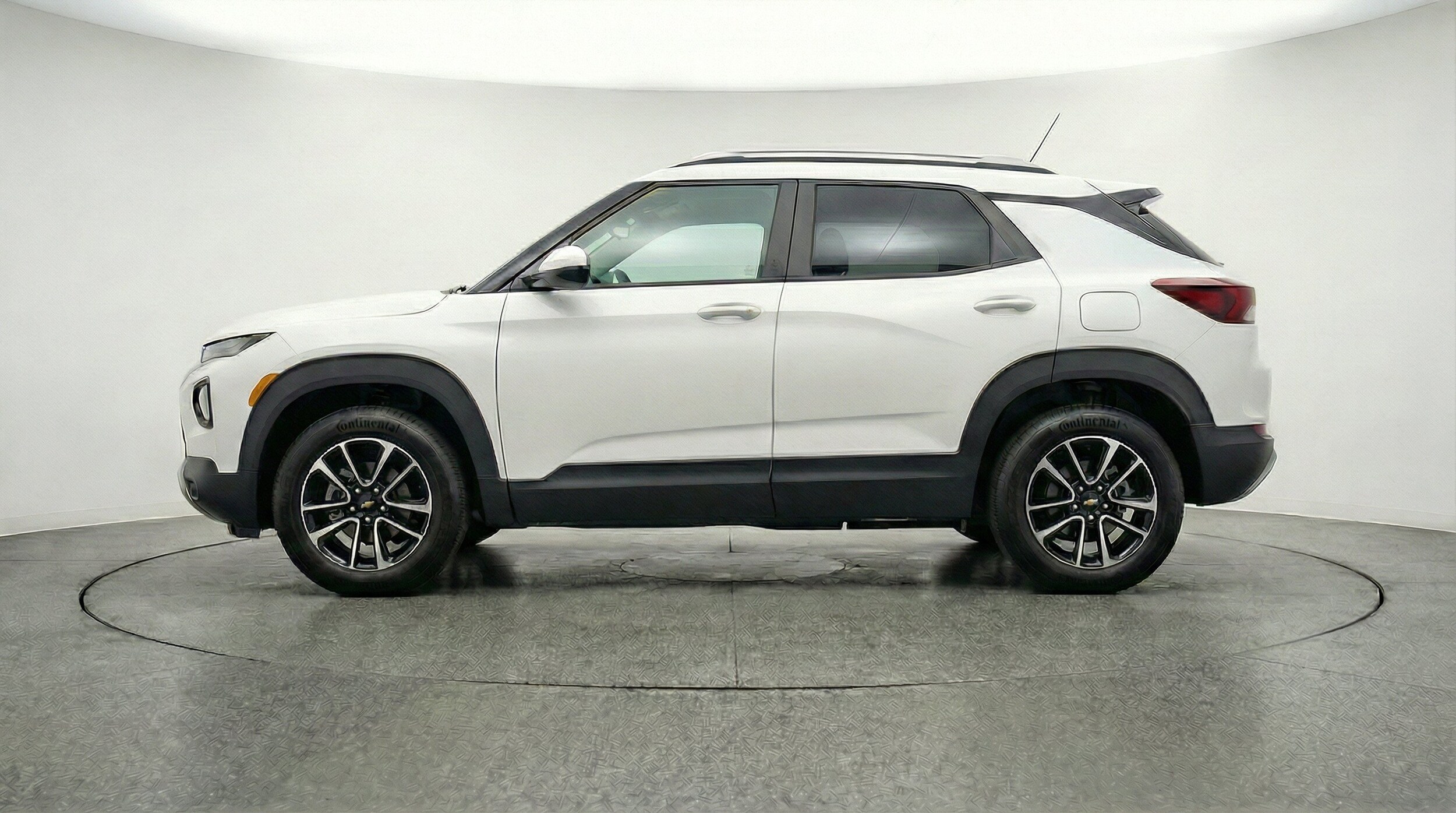 Thumbnail: 2025 Chevrolet TrailBlazer - 5