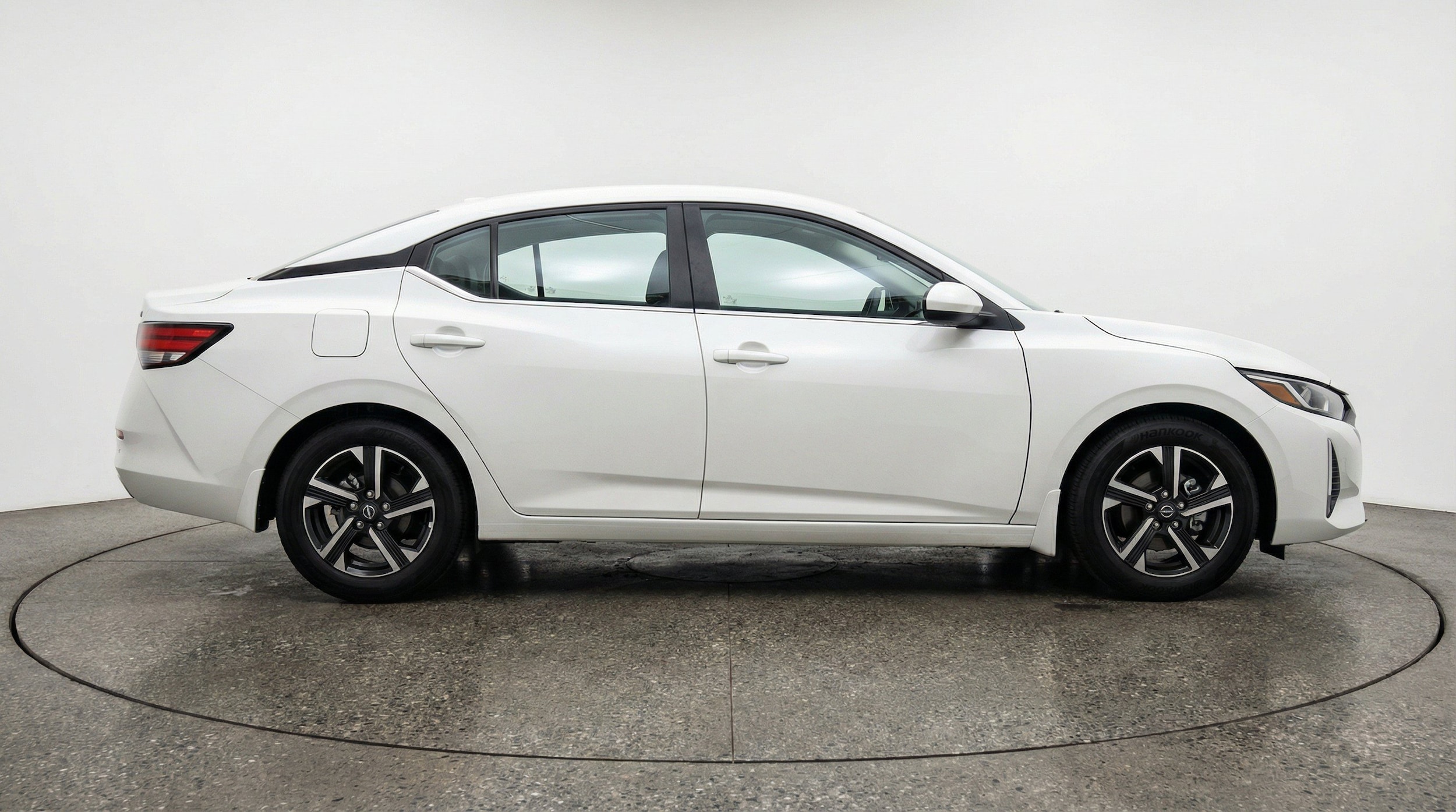 Thumbnail: 2025 Nissan Sentra - 11