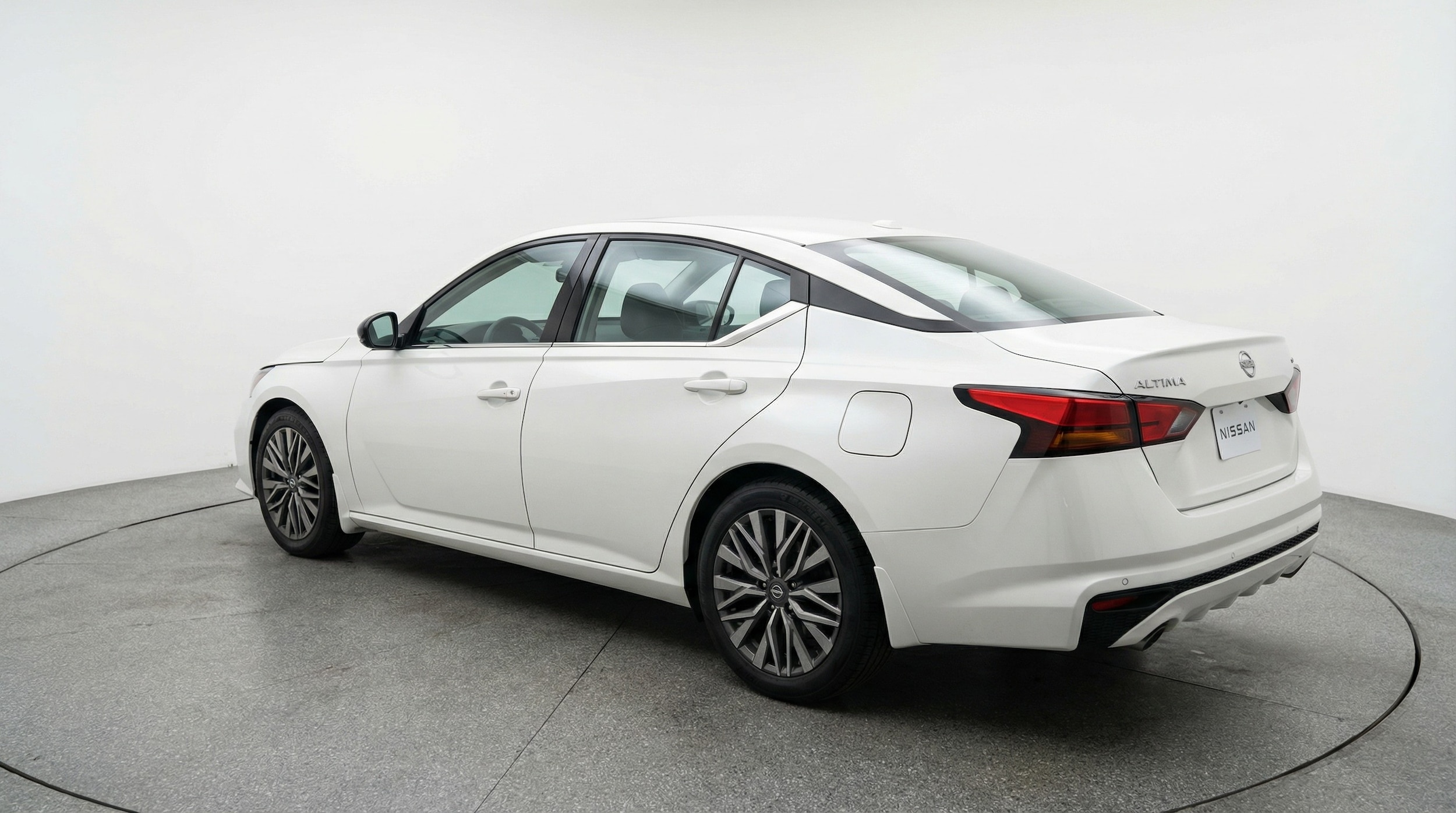 Thumbnail: 2025 Nissan Altima - 5