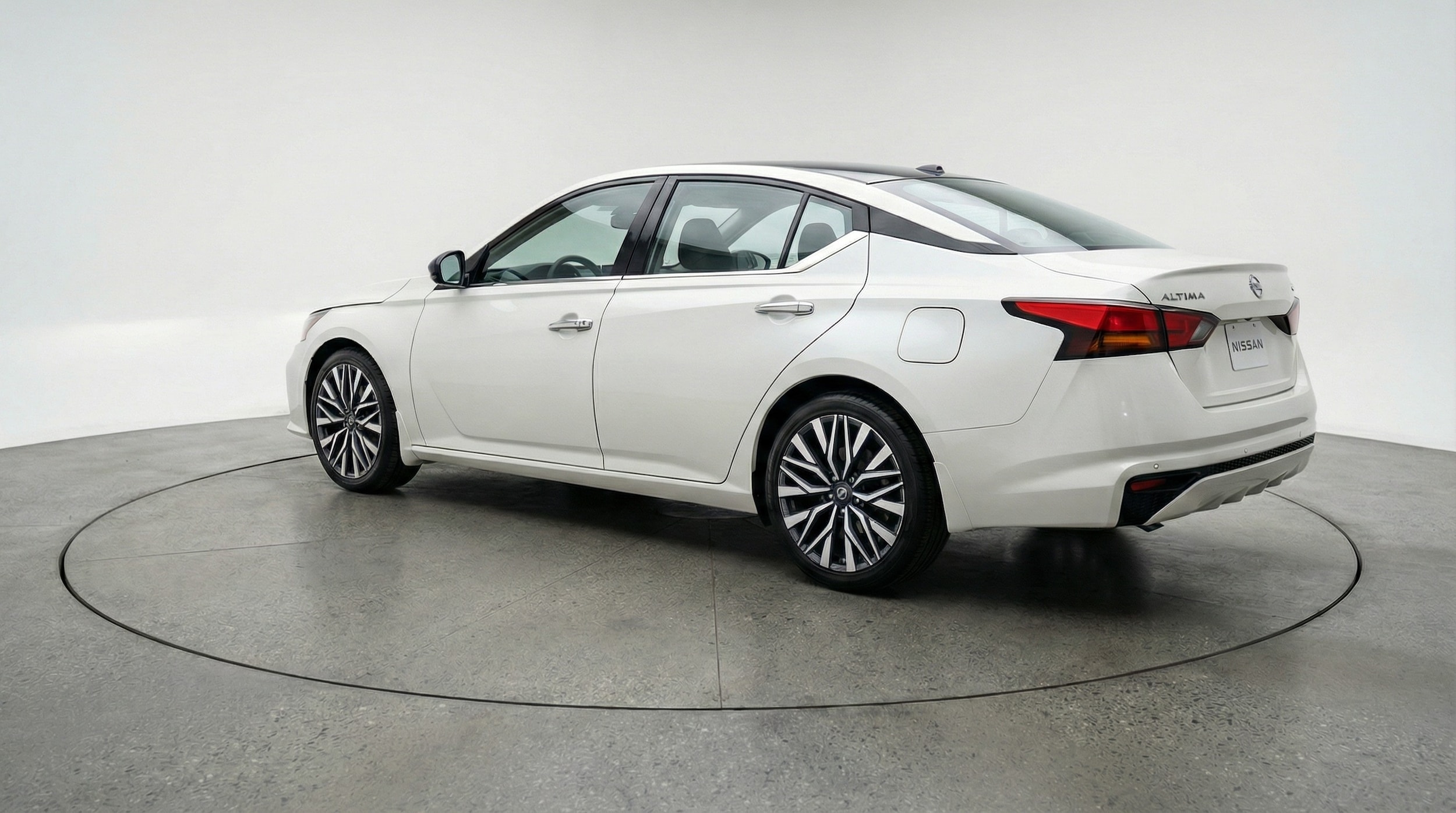 Thumbnail: 2025 Nissan Altima - 5
