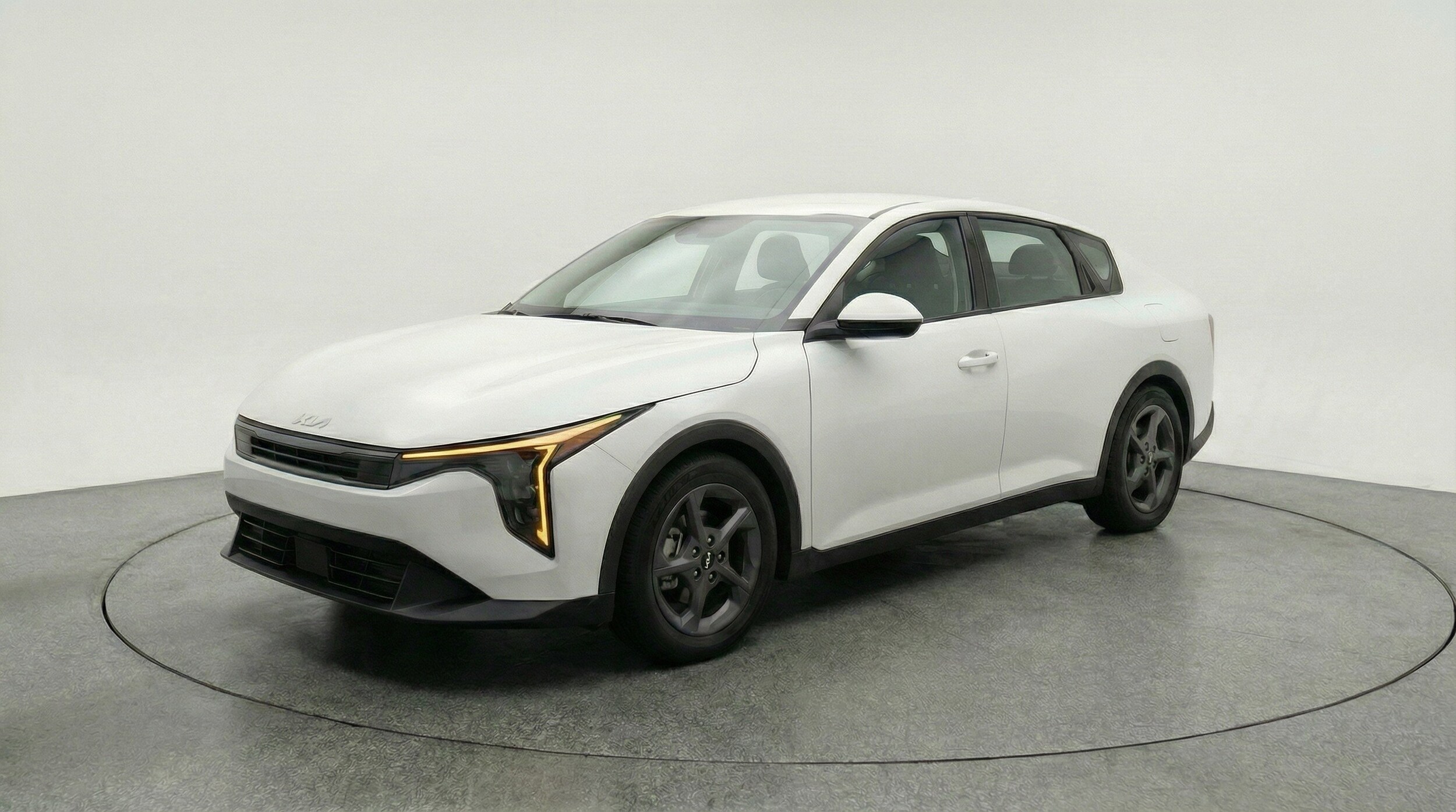 Thumbnail: 2025 Kia K4 - 3