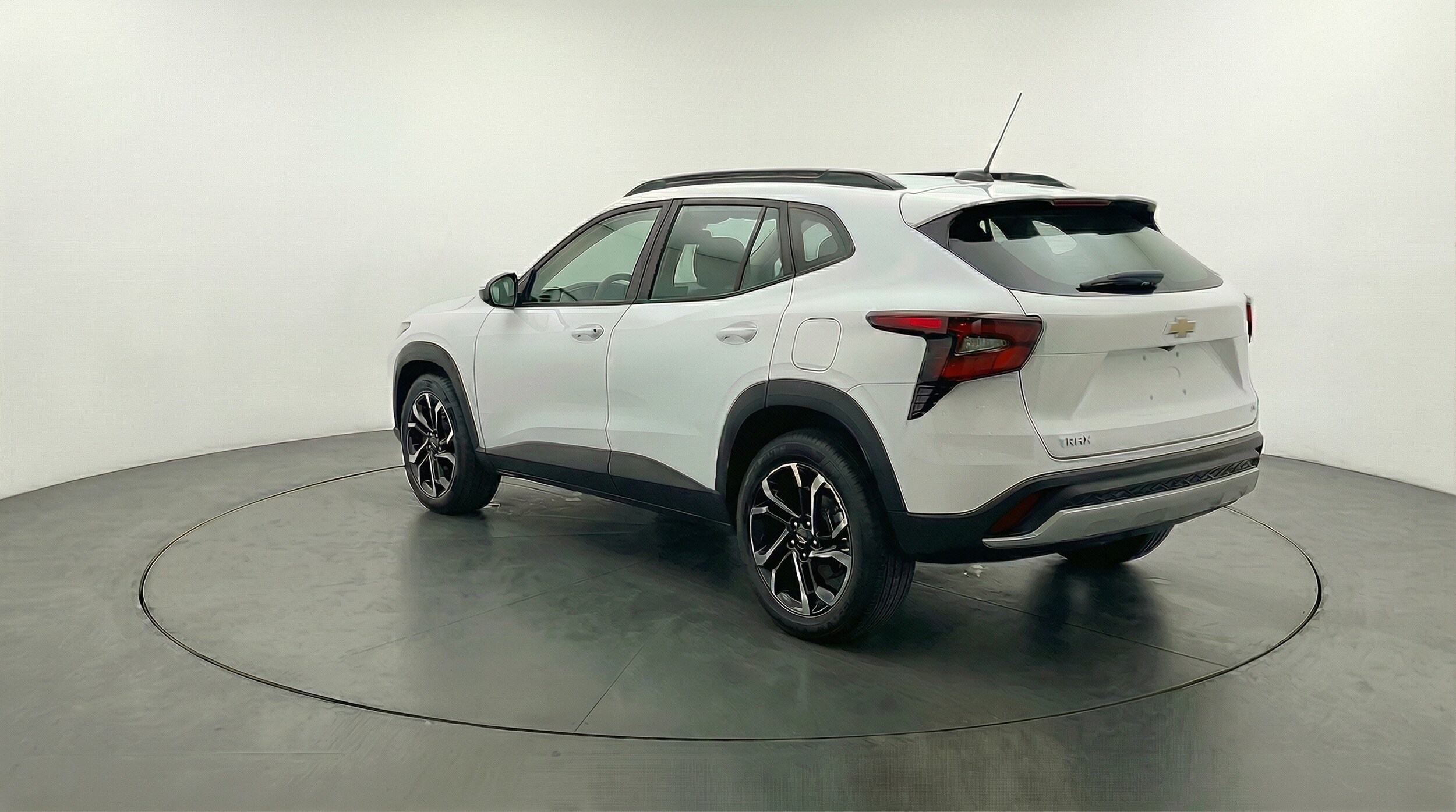 Thumbnail: 2025 Chevrolet Trax - 5