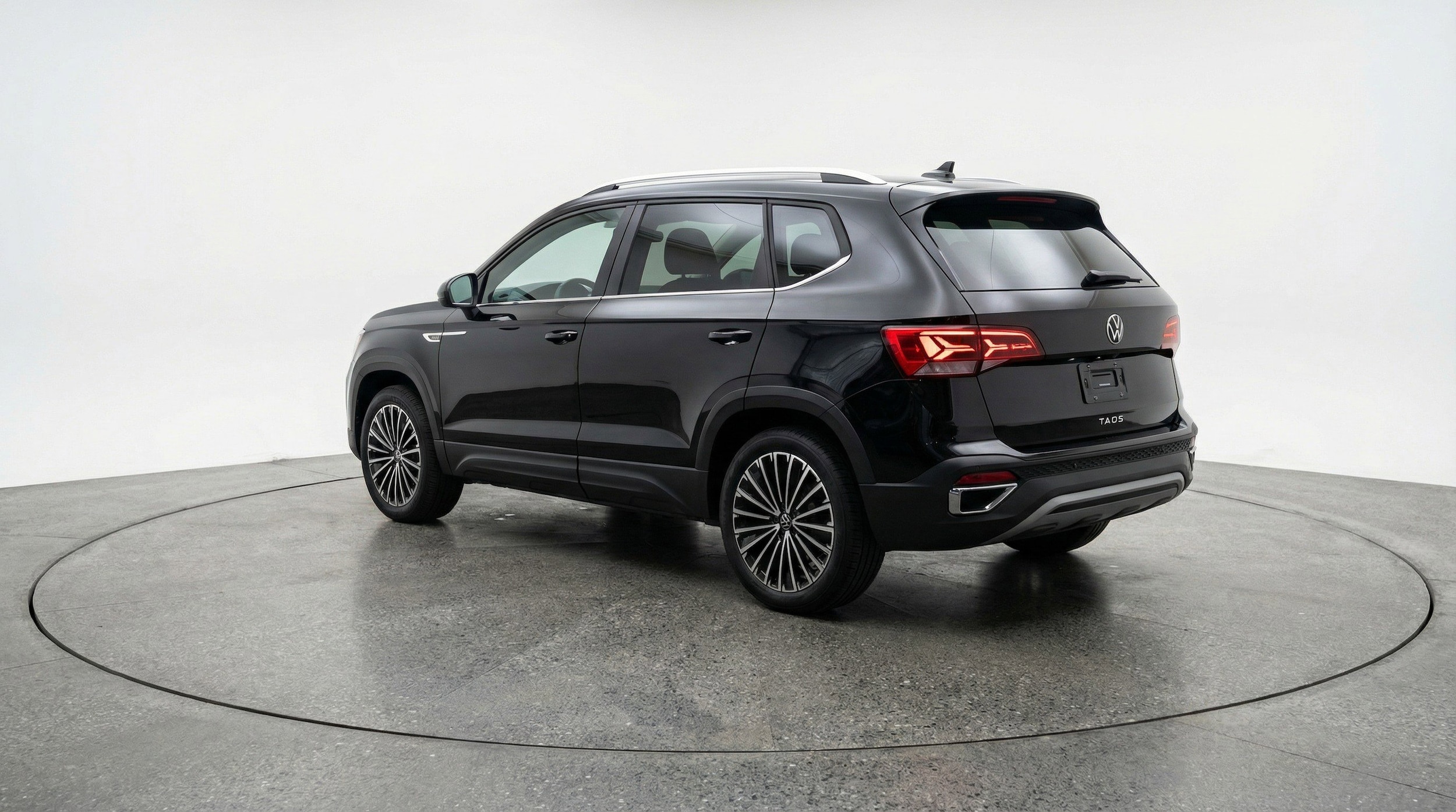 Thumbnail: 2025 Volkswagen Taos - 6