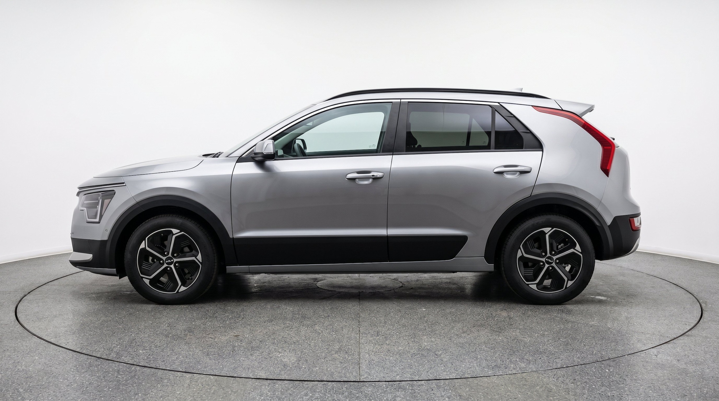 Thumbnail: 2026 Kia Niro - 5