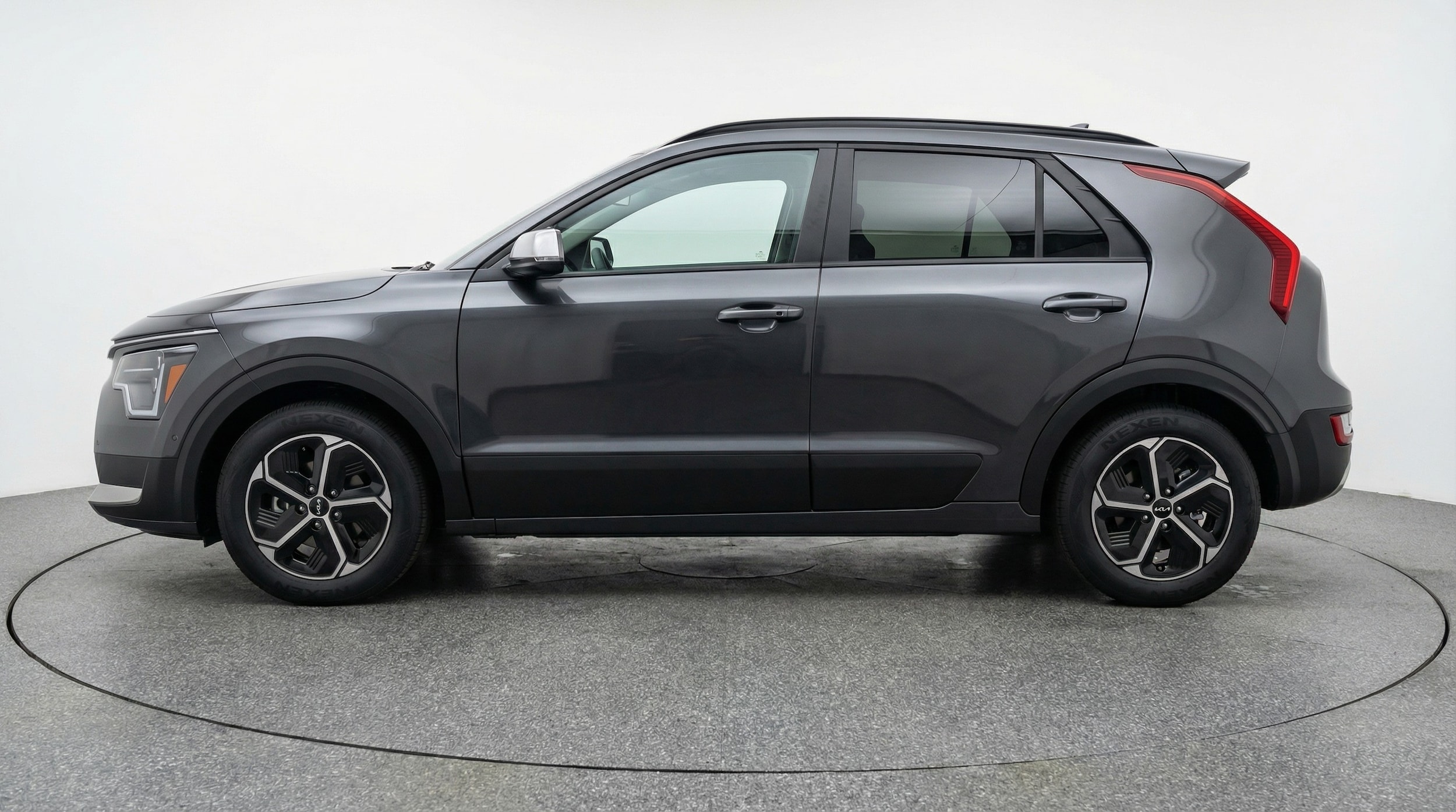 Thumbnail: 2026 Kia Niro - 4