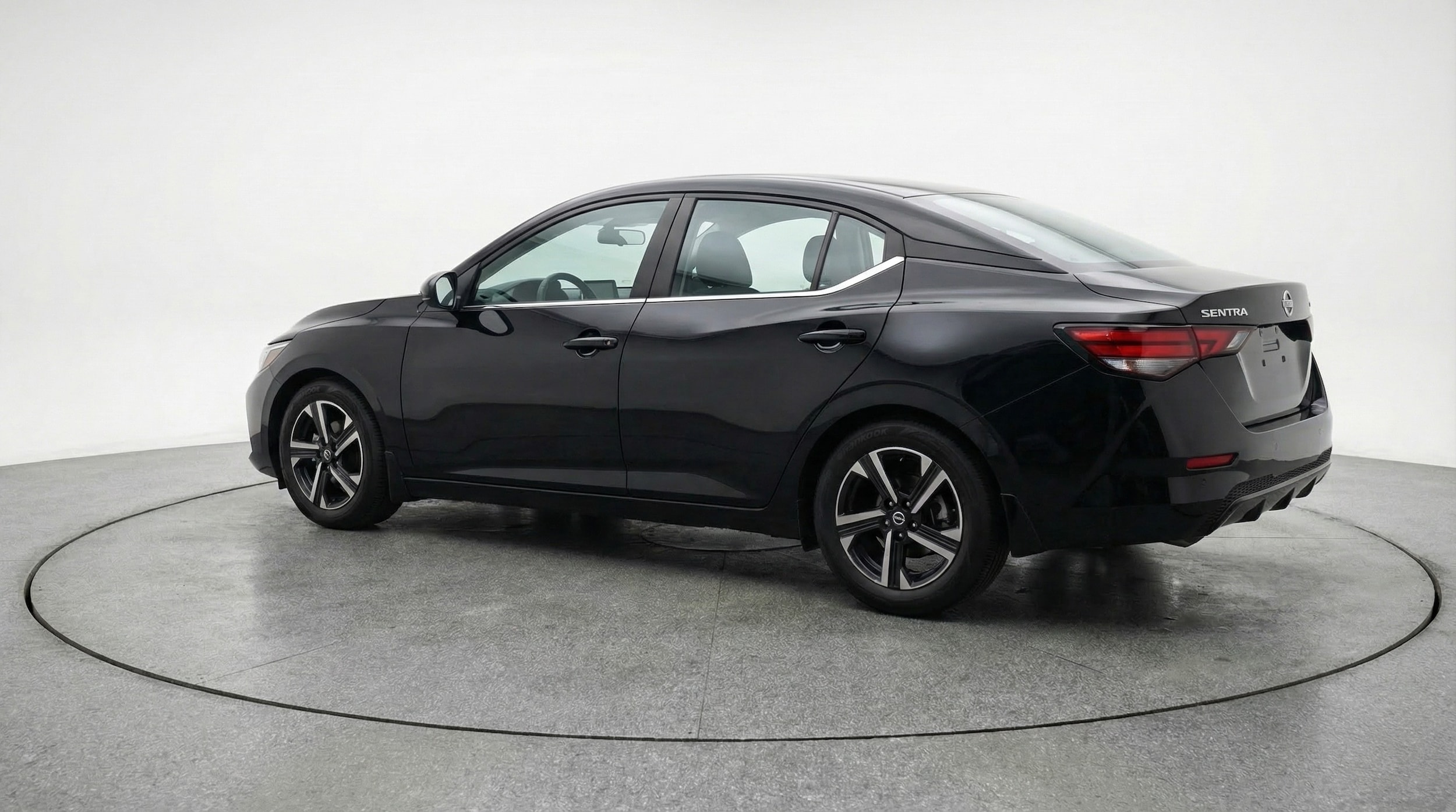 Thumbnail: 2025 Nissan Sentra - 5
