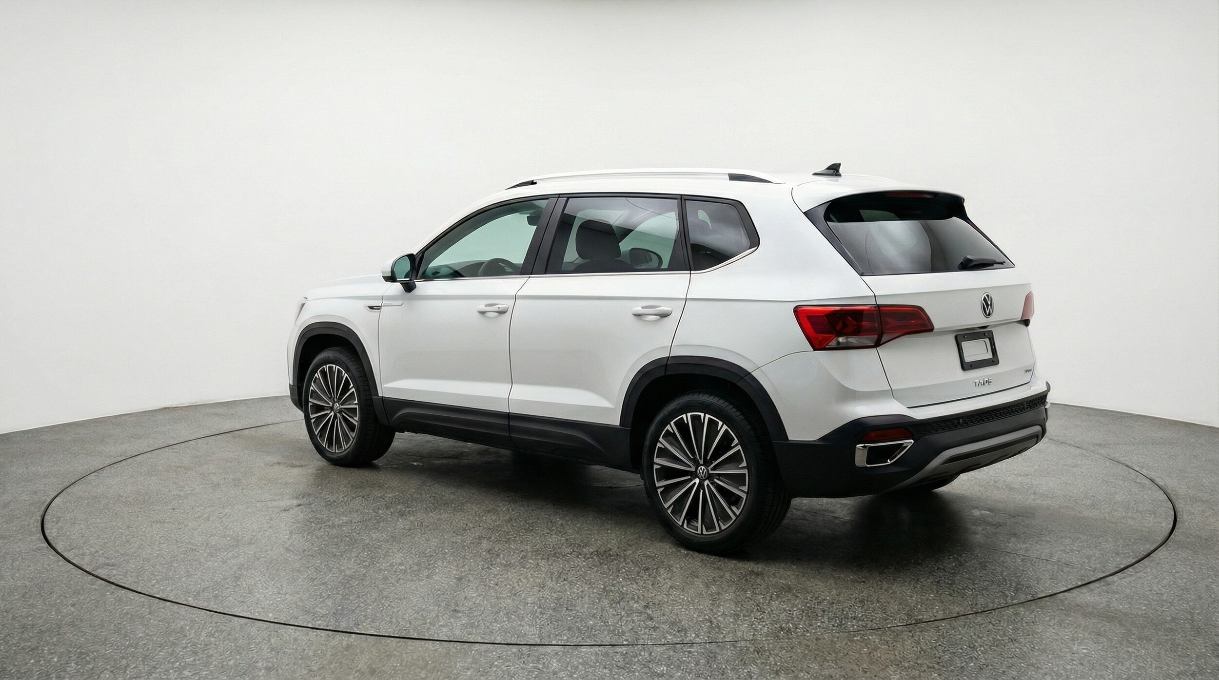 Thumbnail: 2025 Volkswagen Taos - 5