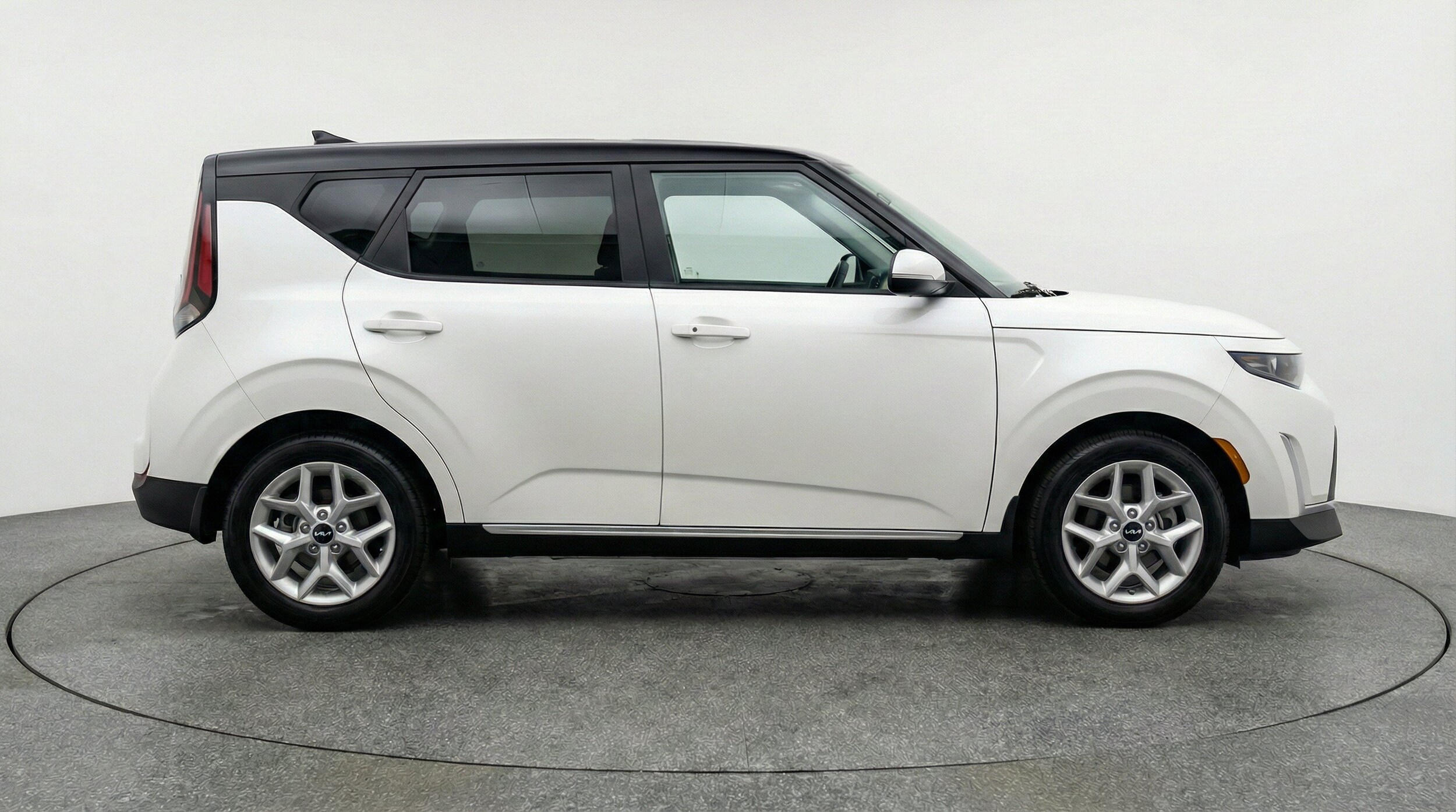 Thumbnail: 2025 Kia Soul - 10