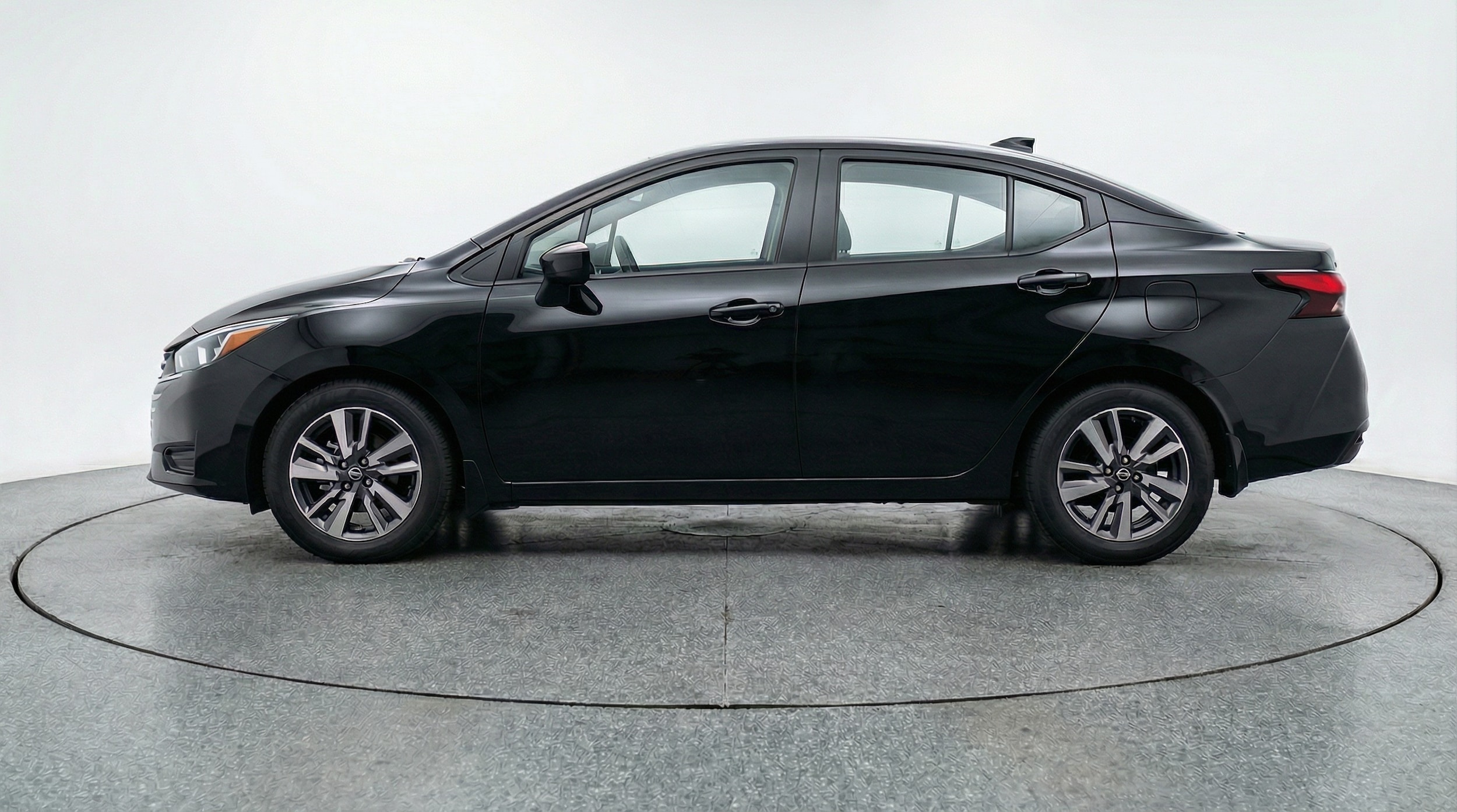 Thumbnail: 2025 Nissan Versa - 4