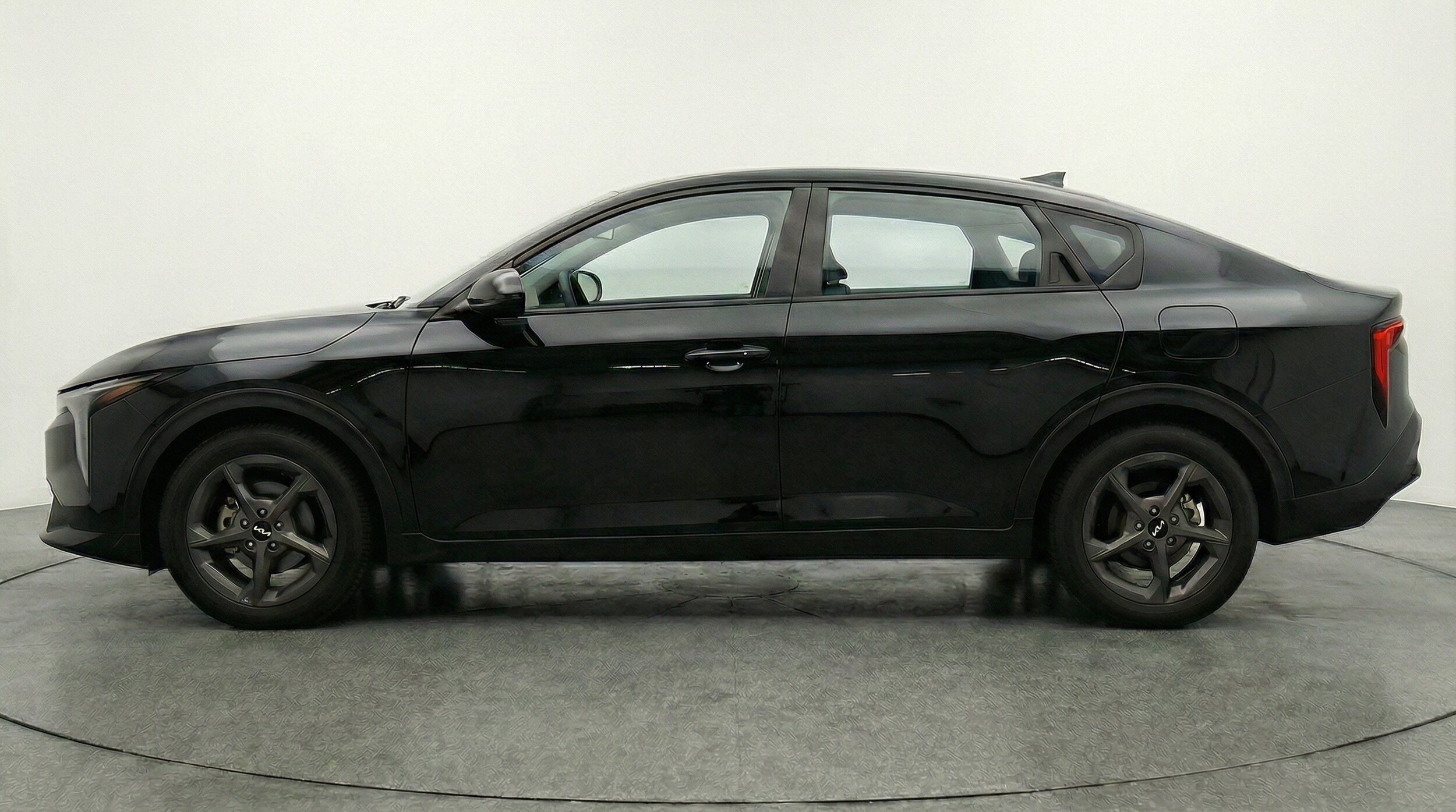 Thumbnail: 2025 Kia K4 - 4