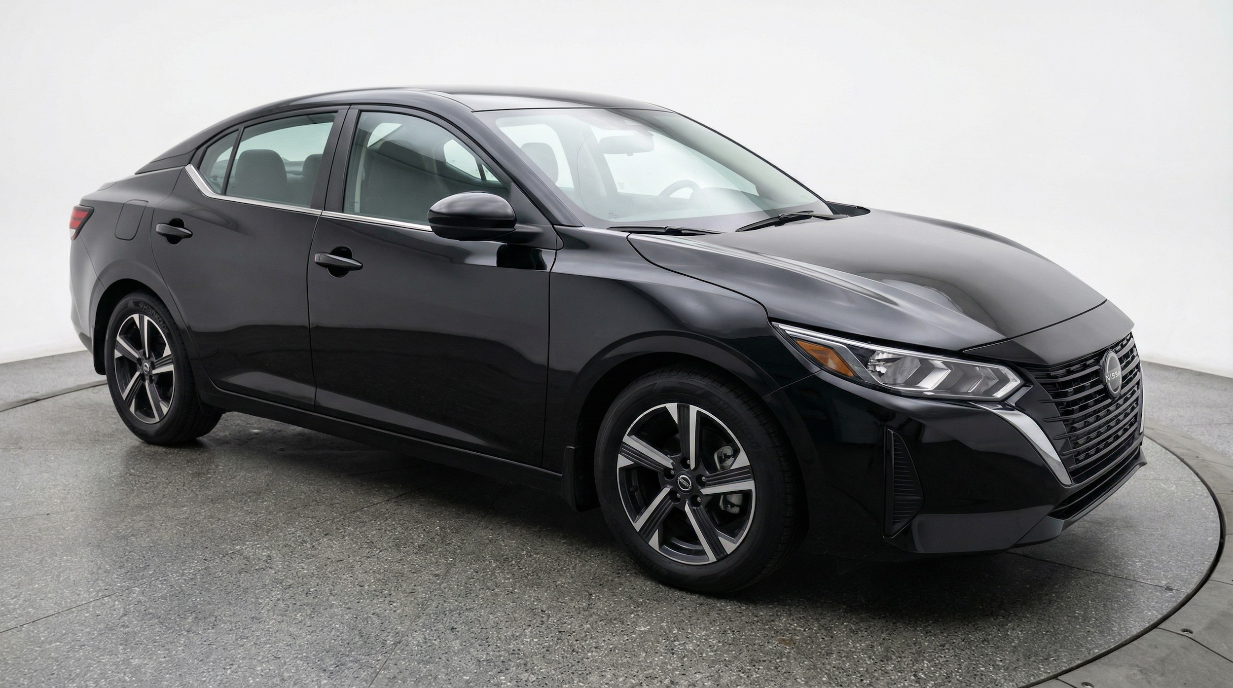 2025 Nissan Sentra SV FWD