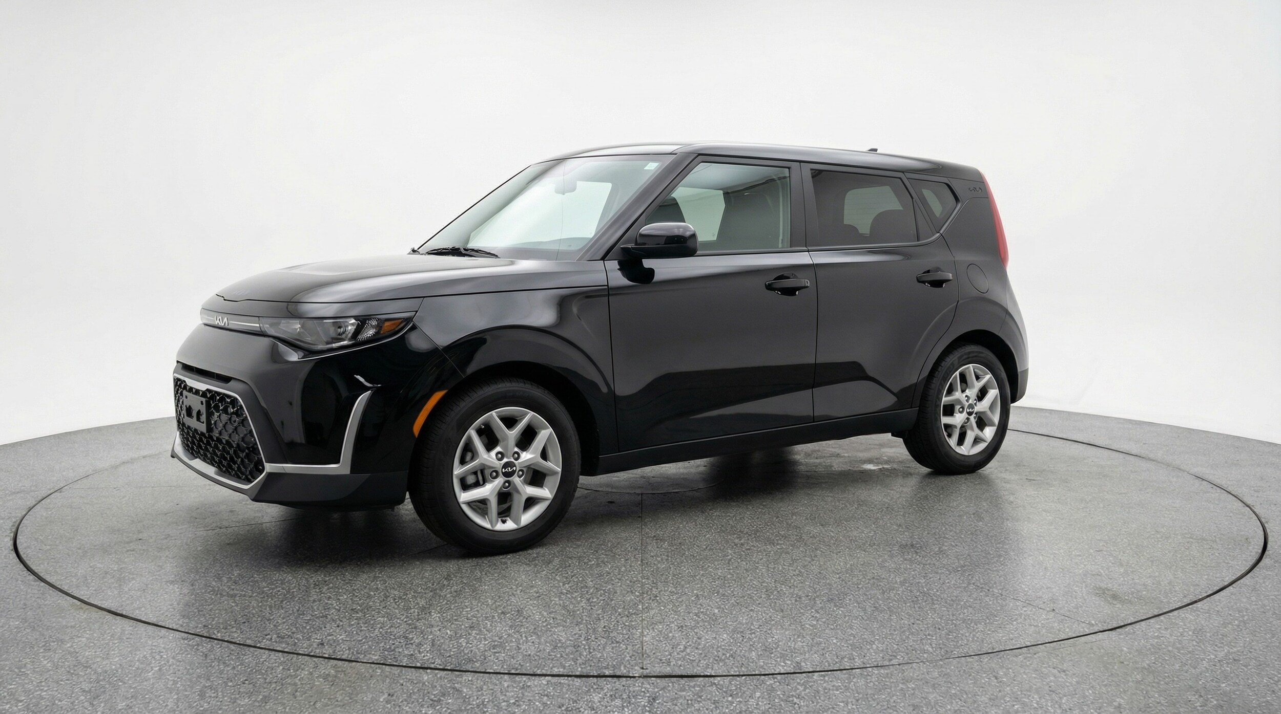 Thumbnail: 2025 Kia Soul - 3