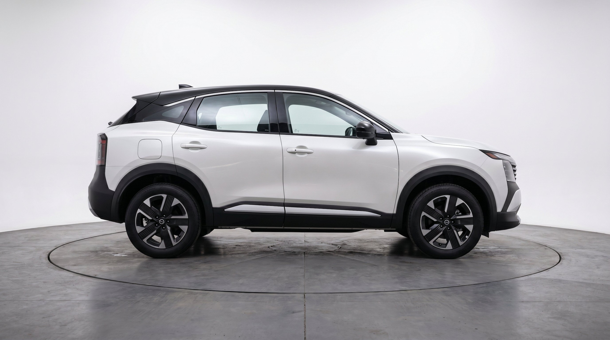 Thumbnail: 2026 Nissan Kicks - 11