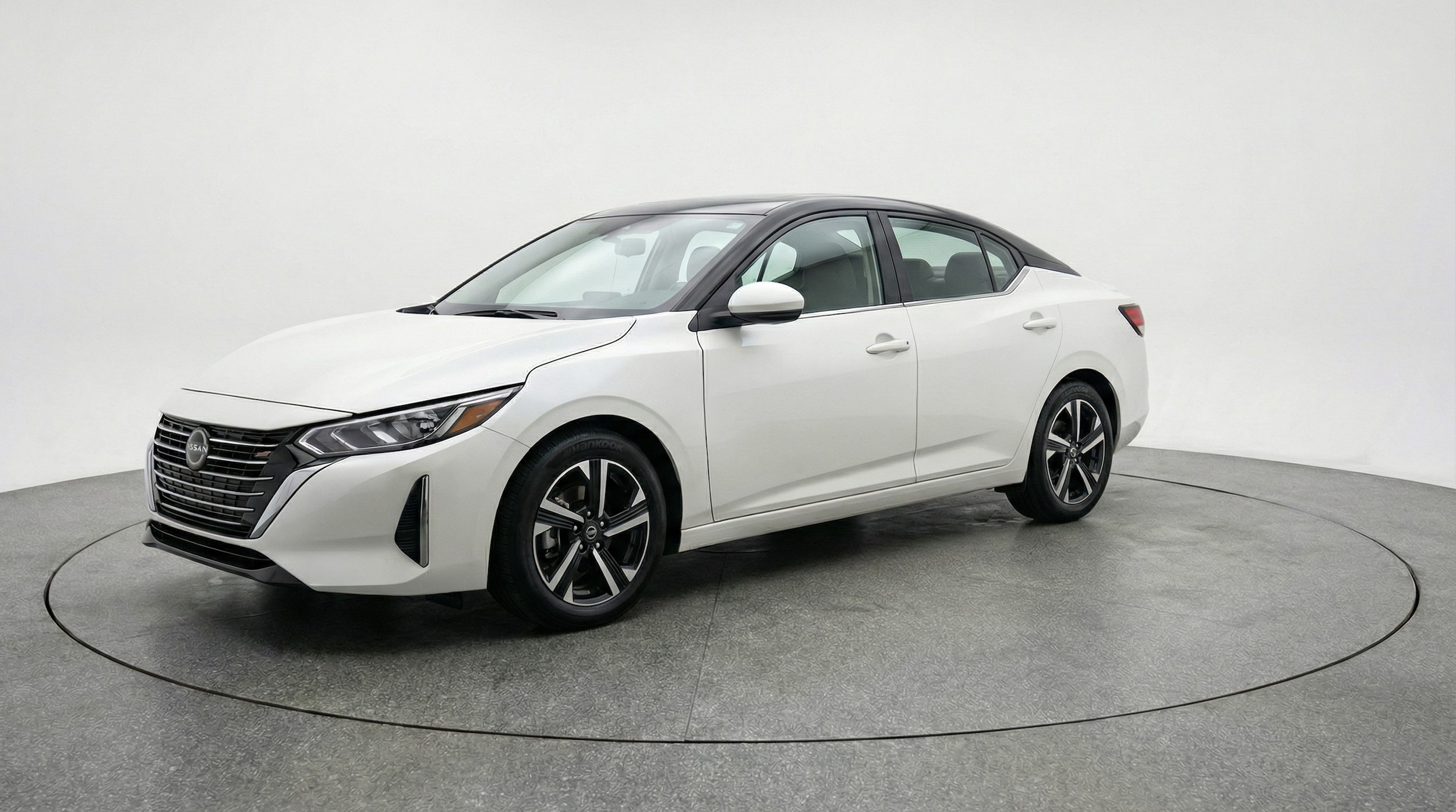 Thumbnail: 2025 Nissan Sentra - 3