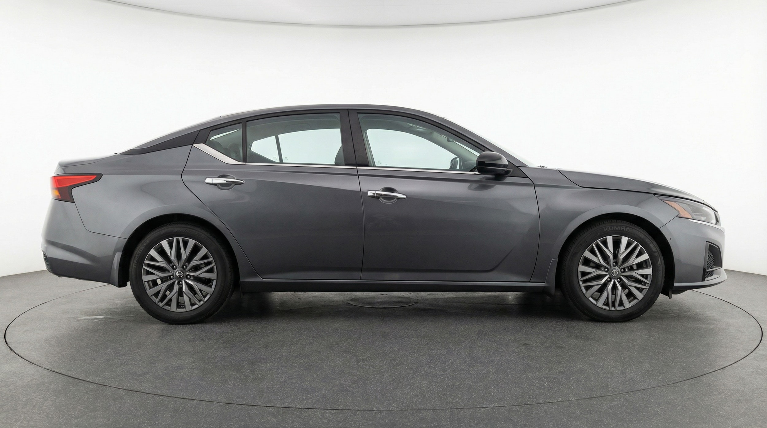 Thumbnail: 2025 Nissan Altima - 8