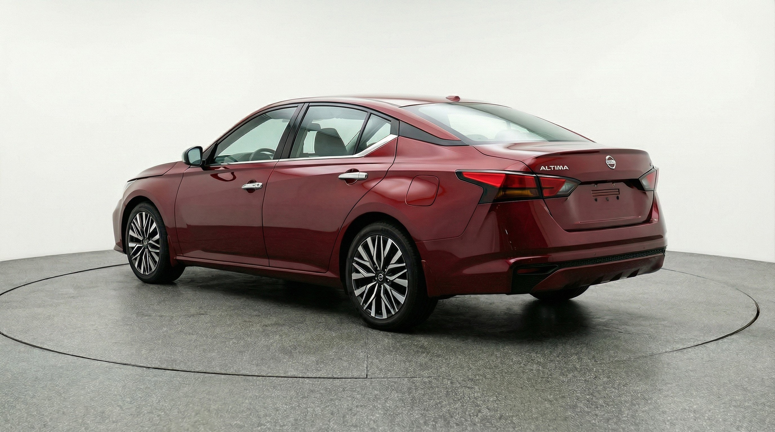 Thumbnail: 2025 Nissan Altima - 6