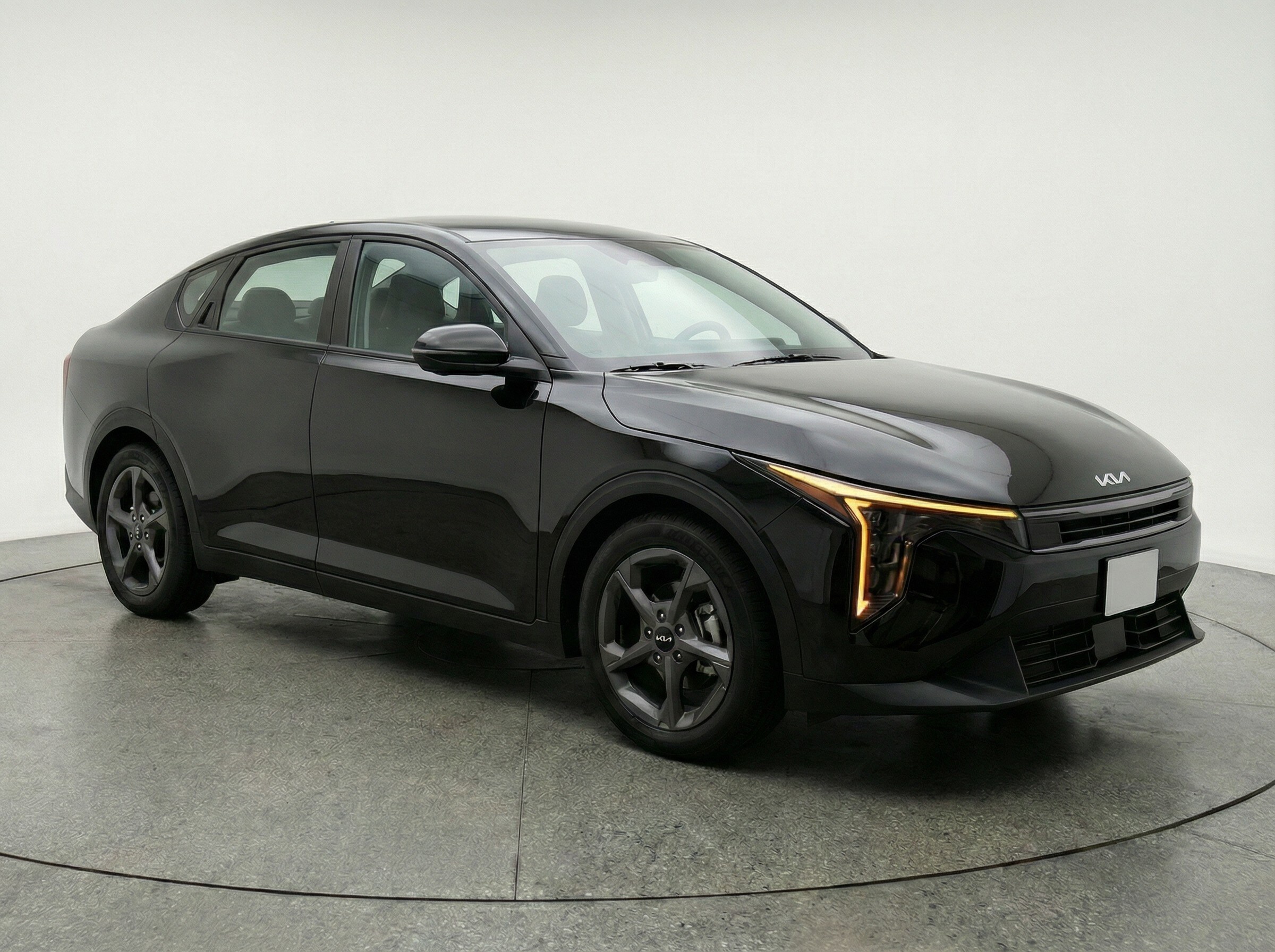 Thumbnail: 2025 Kia K4 - 1