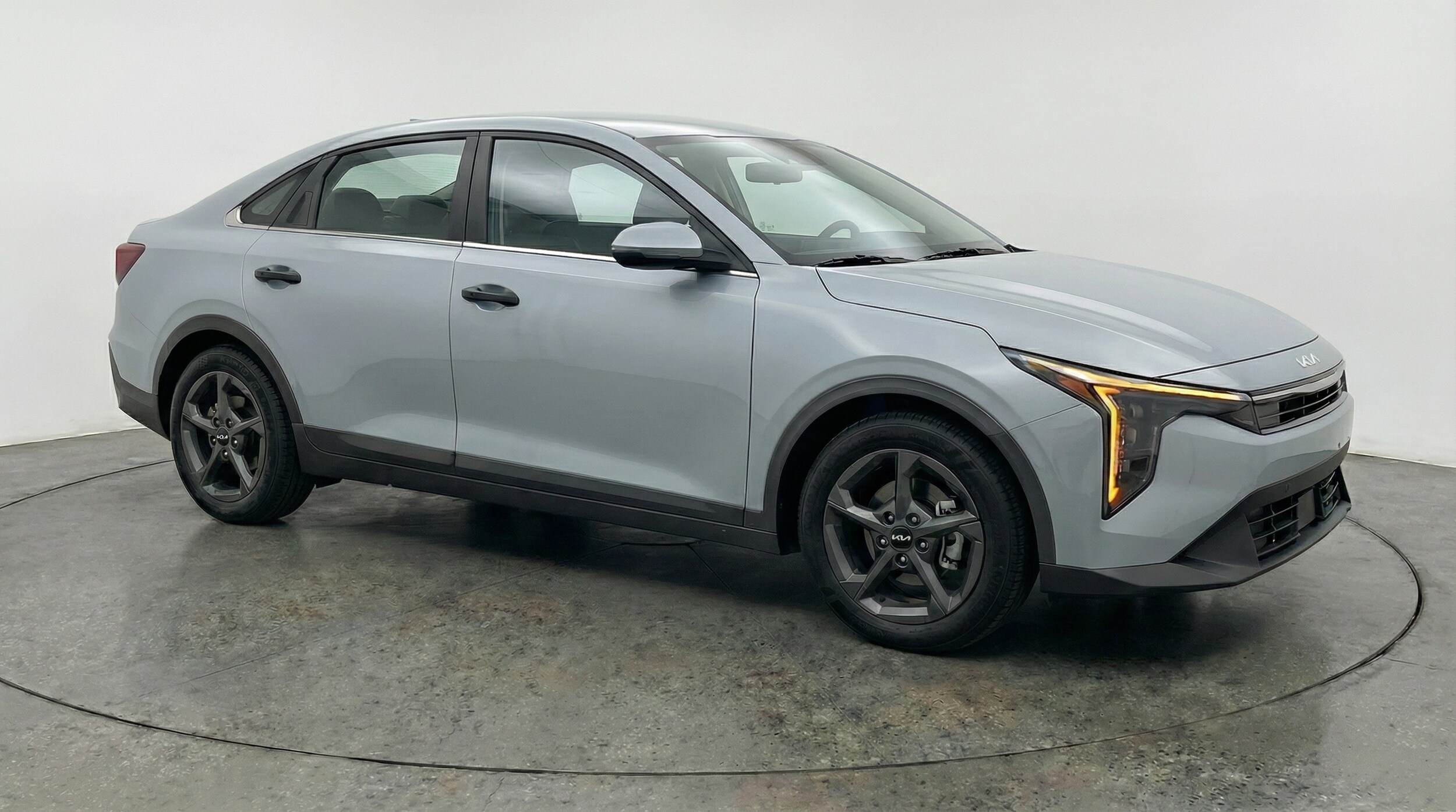 Thumbnail: 2026 Kia K4 - 1