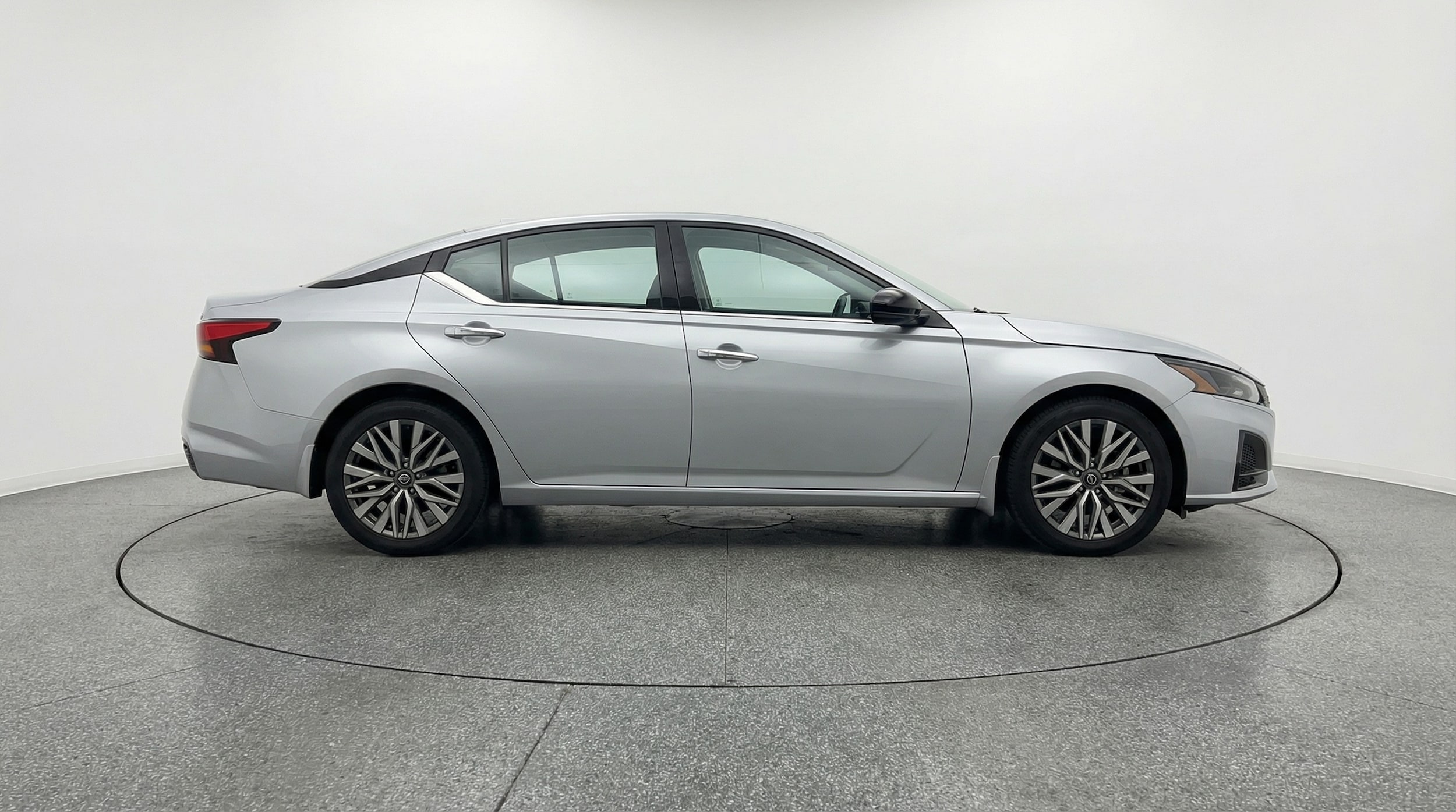 Thumbnail: 2025 Nissan Altima - 8