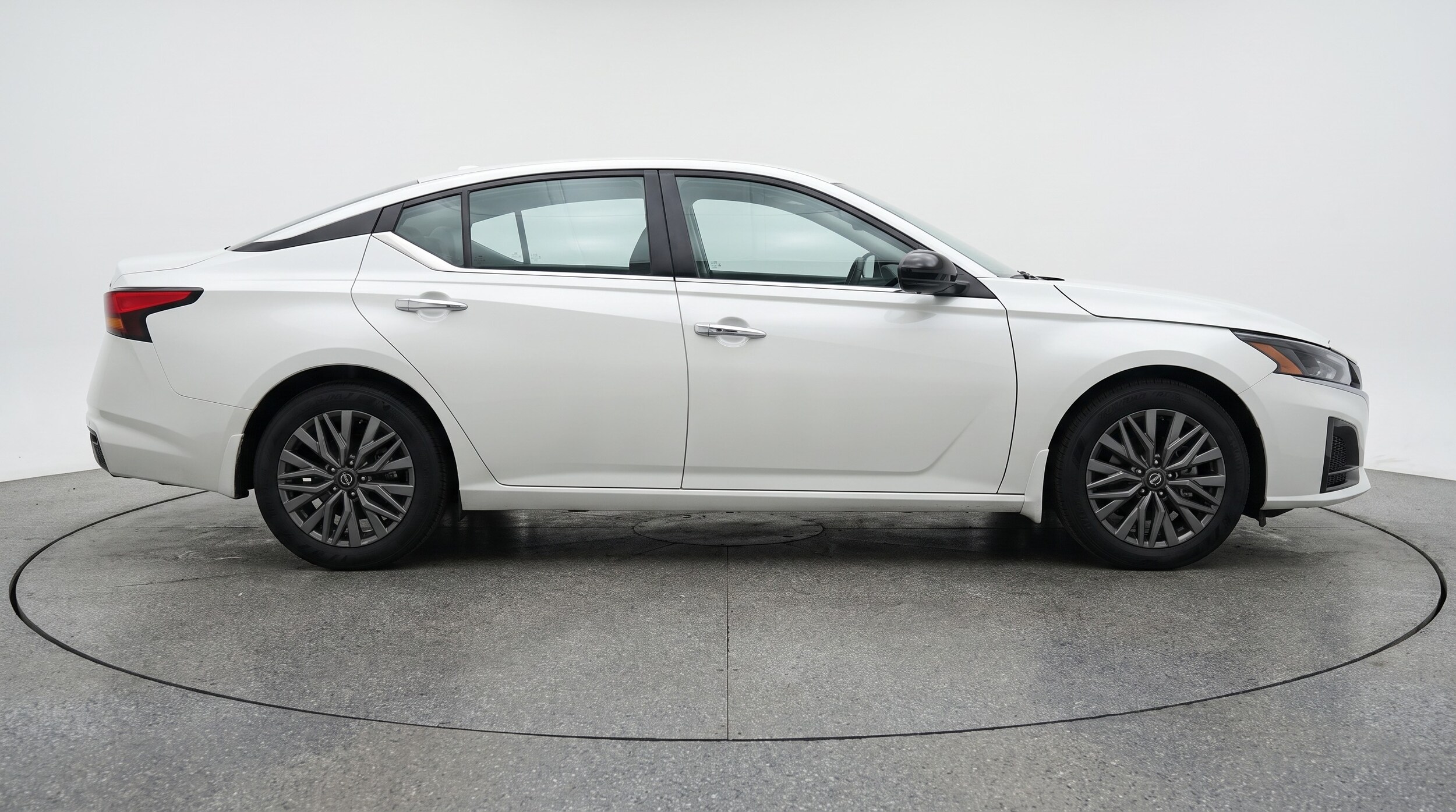 Thumbnail: 2025 Nissan Altima - 8