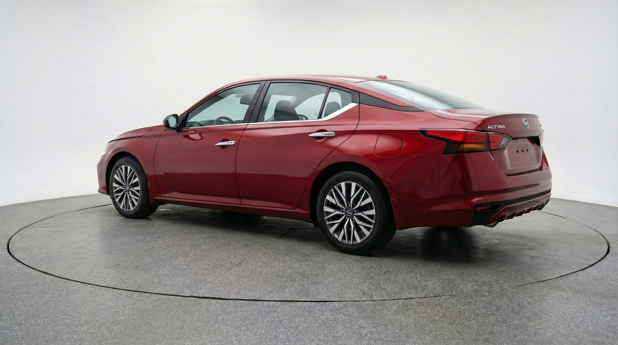 Thumbnail: 2025 Nissan Altima - 6