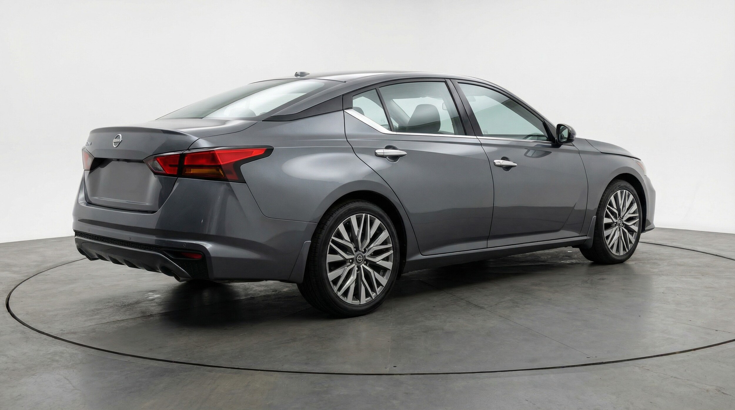 Thumbnail: 2025 Nissan Altima - 7