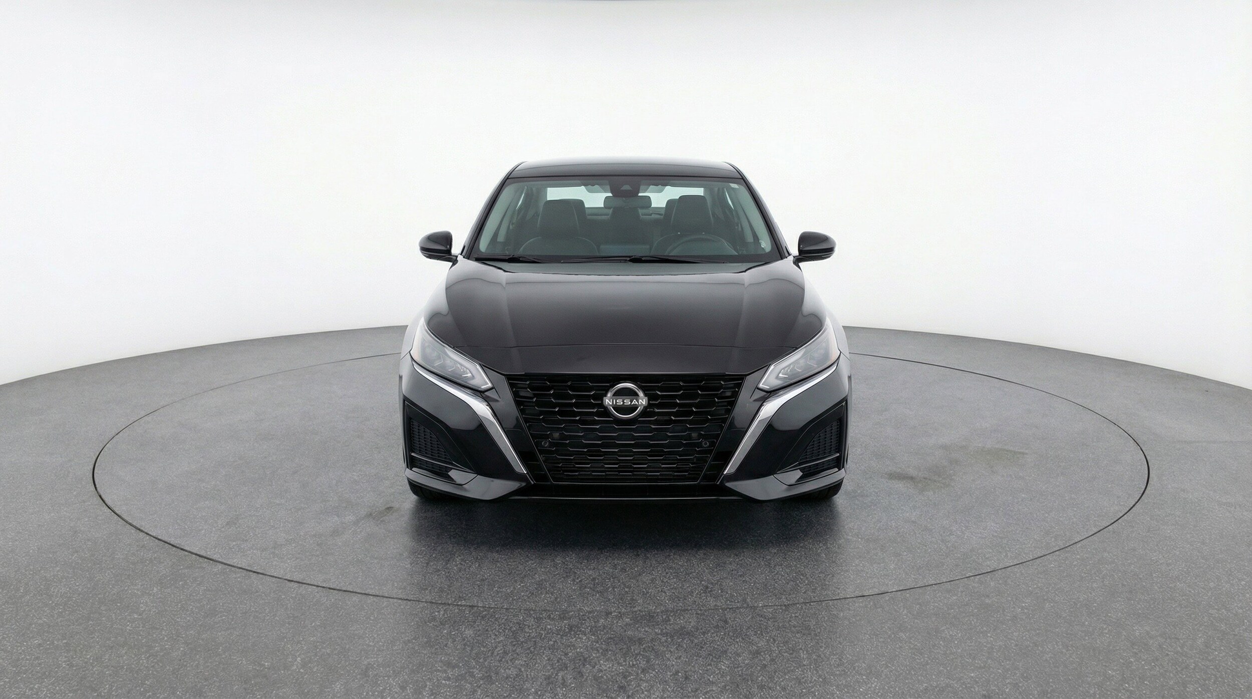 Thumbnail: 2025 Nissan Altima - 2