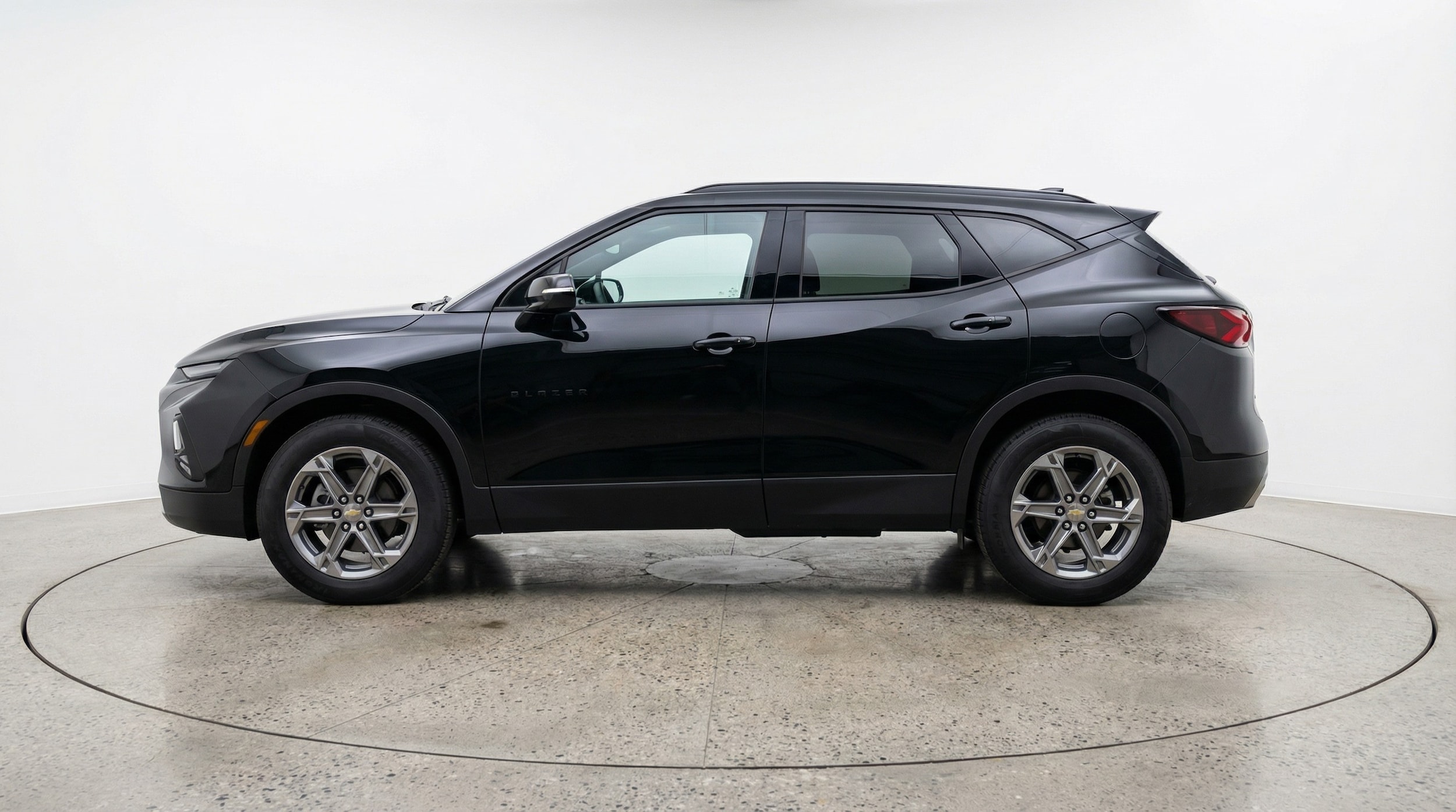 Thumbnail: 2025 Chevrolet Blazer - 4
