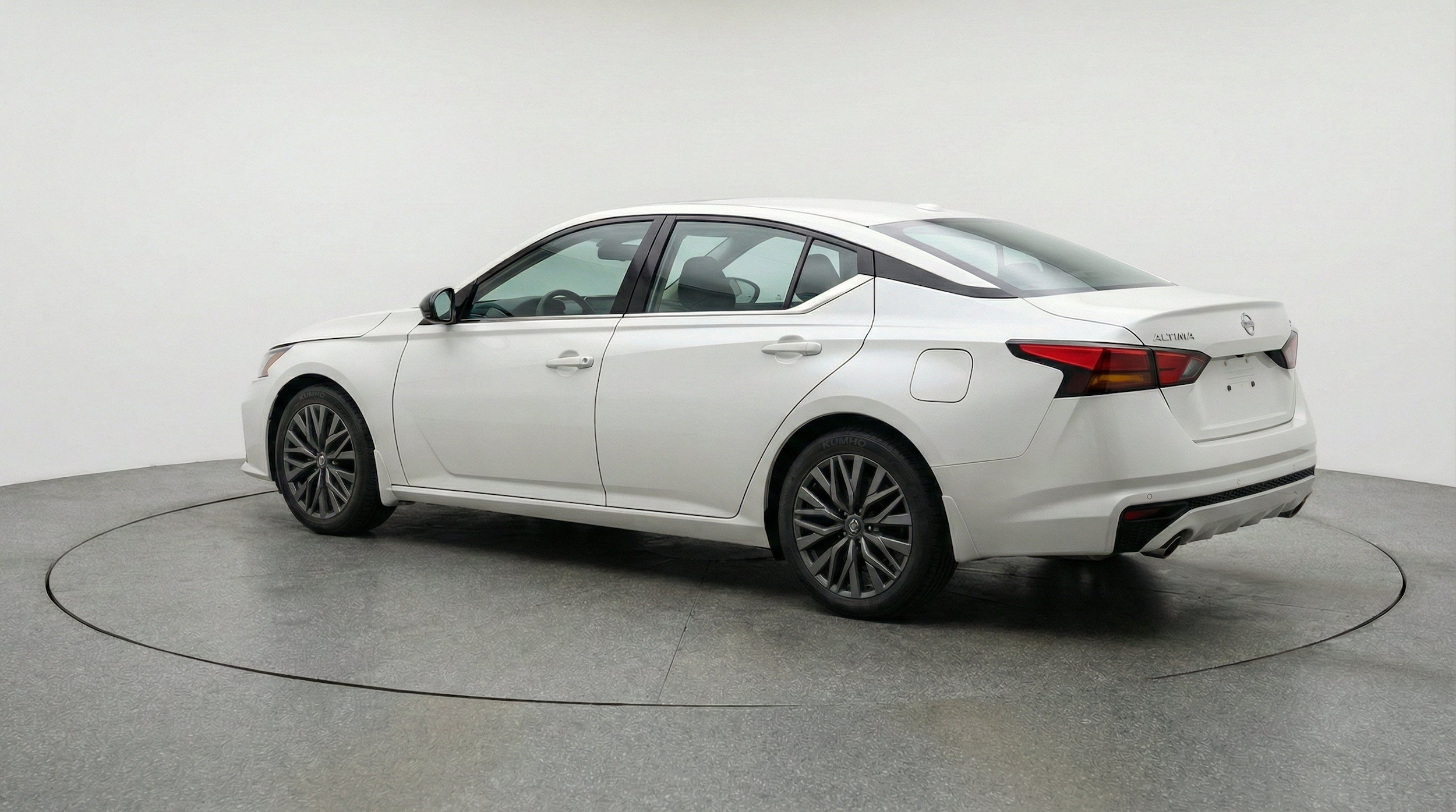 Thumbnail: 2025 Nissan Altima - 6