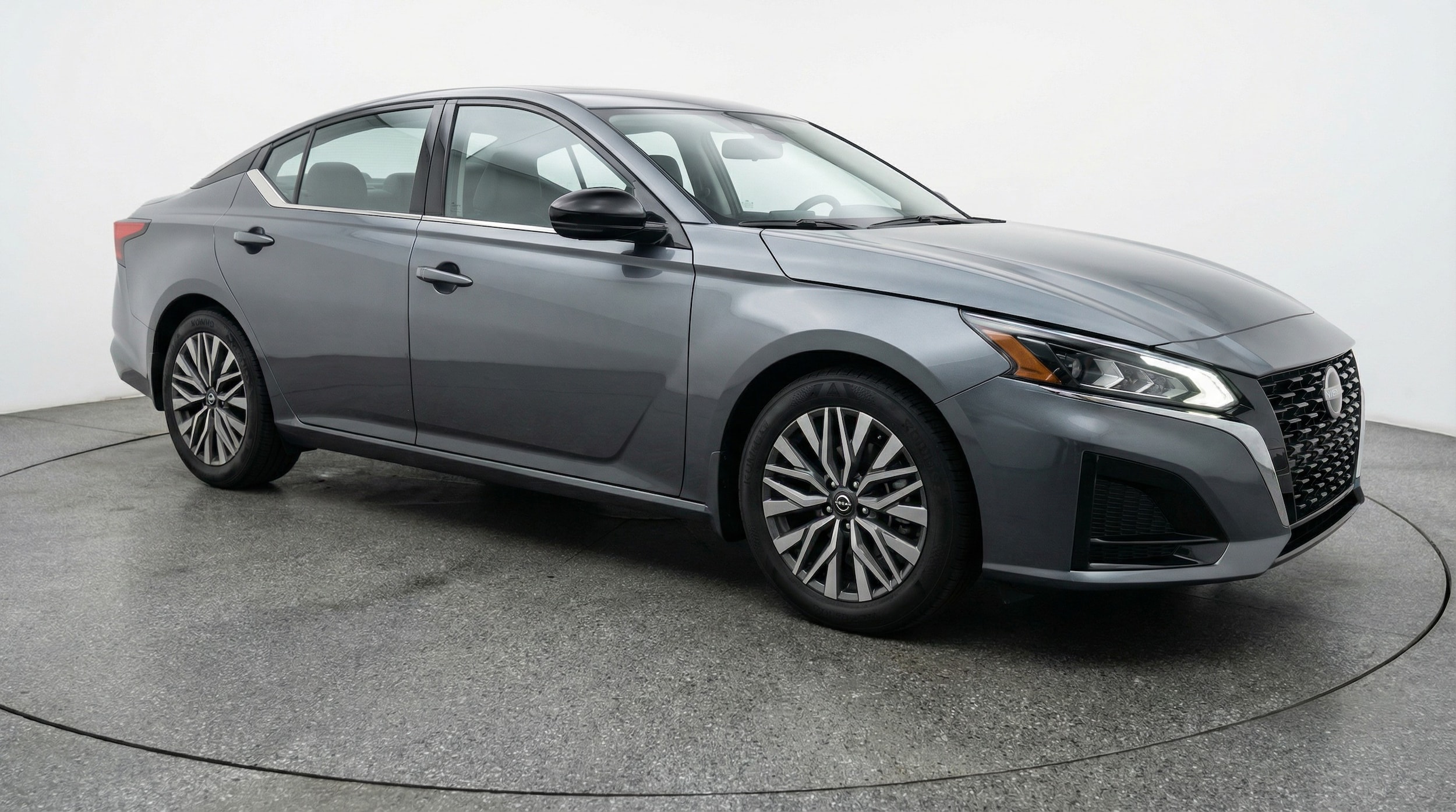 Thumbnail: 2025 Nissan Altima - 1