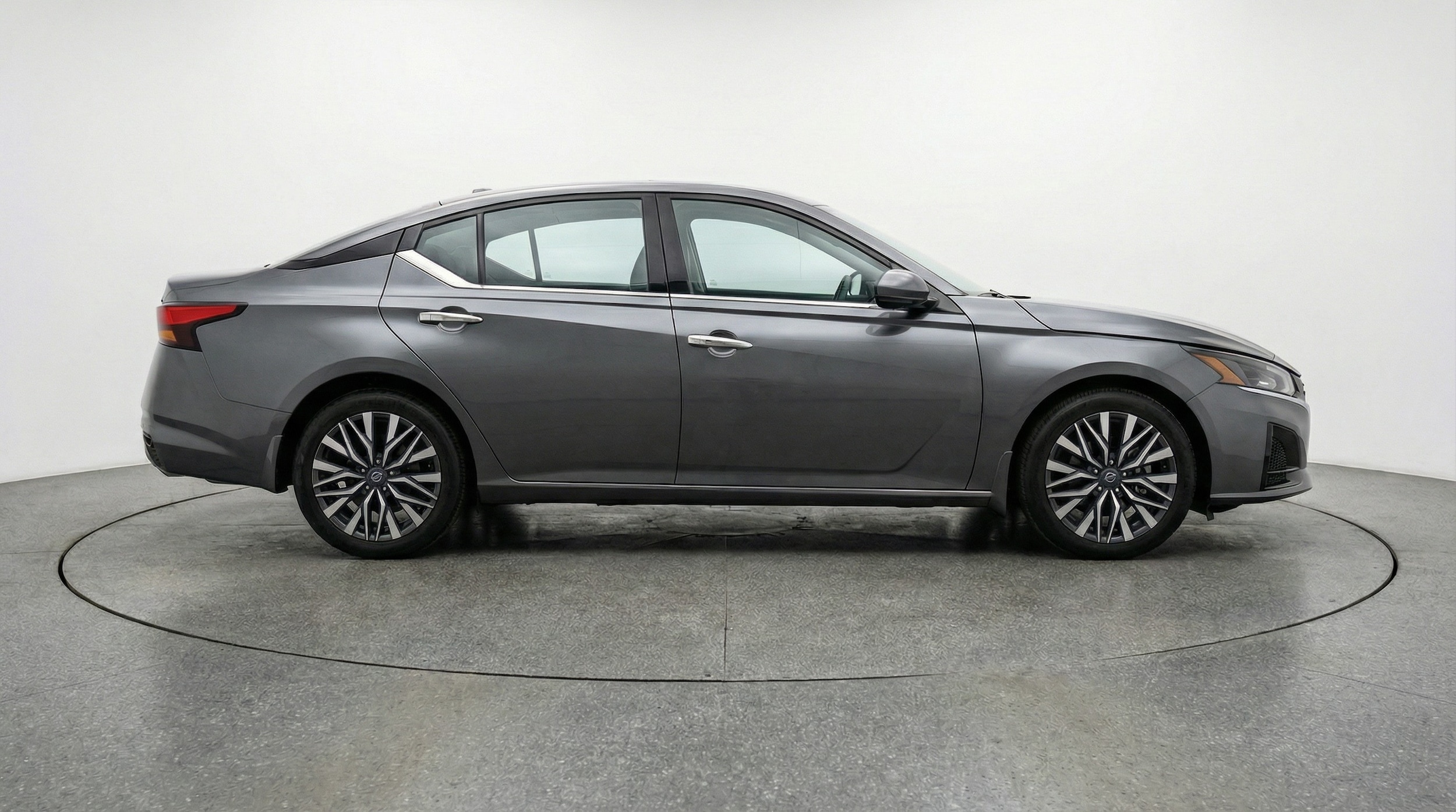 Thumbnail: 2025 Nissan Altima - 8