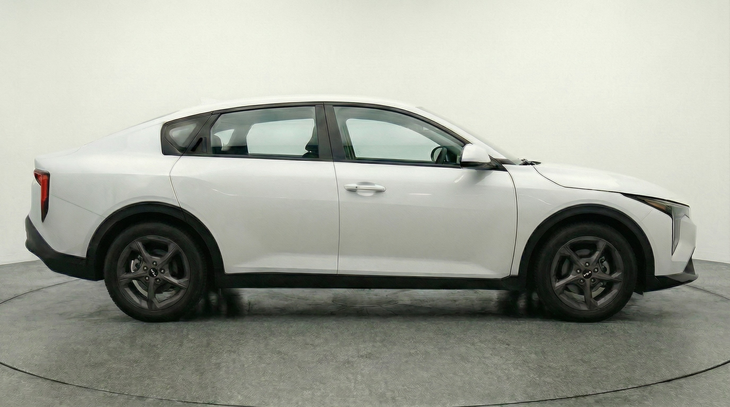 Thumbnail: 2025 Kia K4 - 8