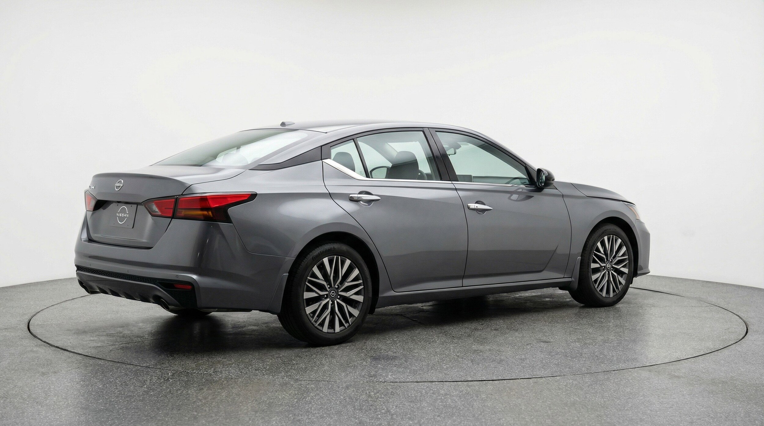 Thumbnail: 2025 Nissan Altima - 9