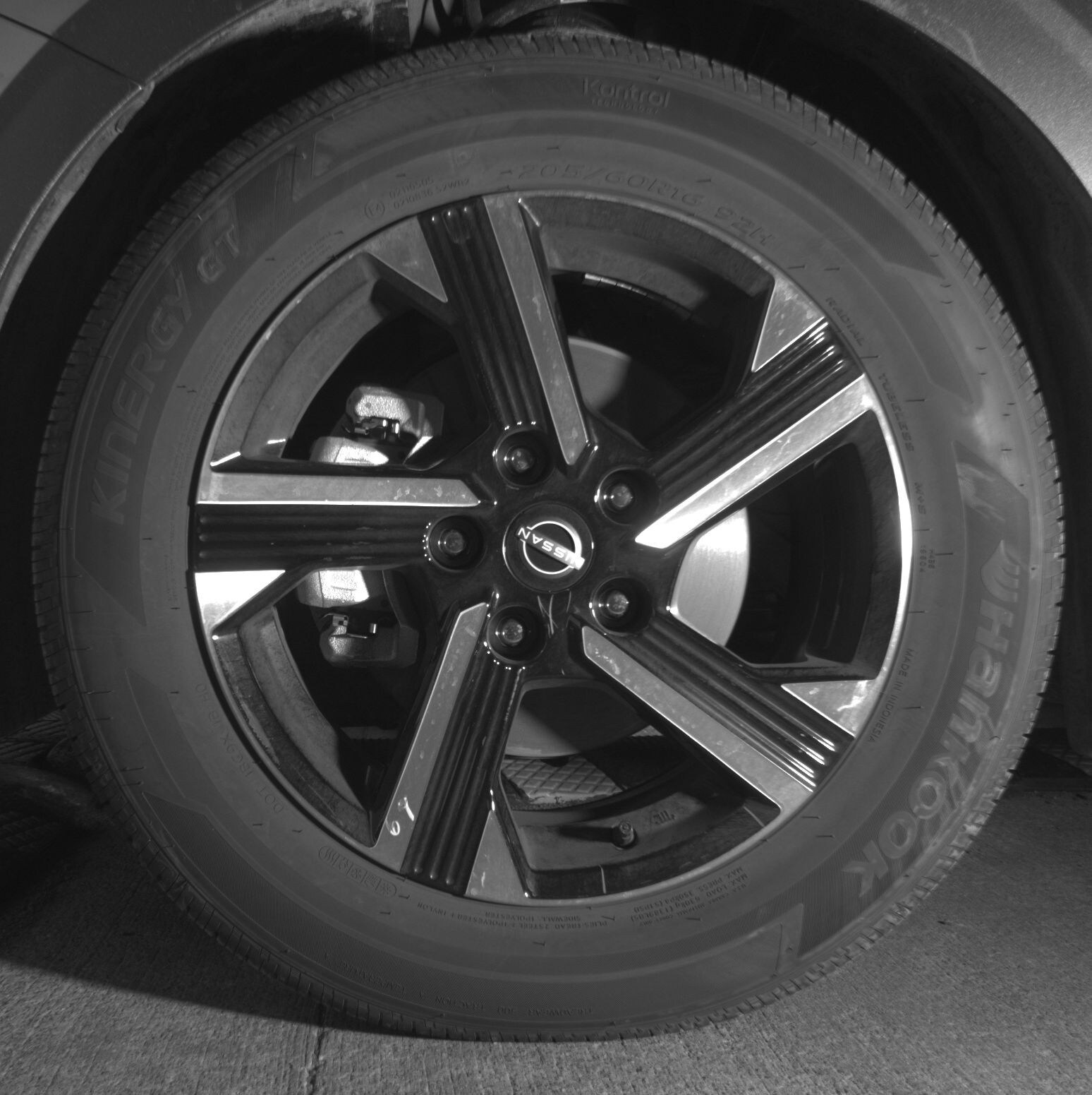 Thumbnail: 2025 Nissan Sentra - 9