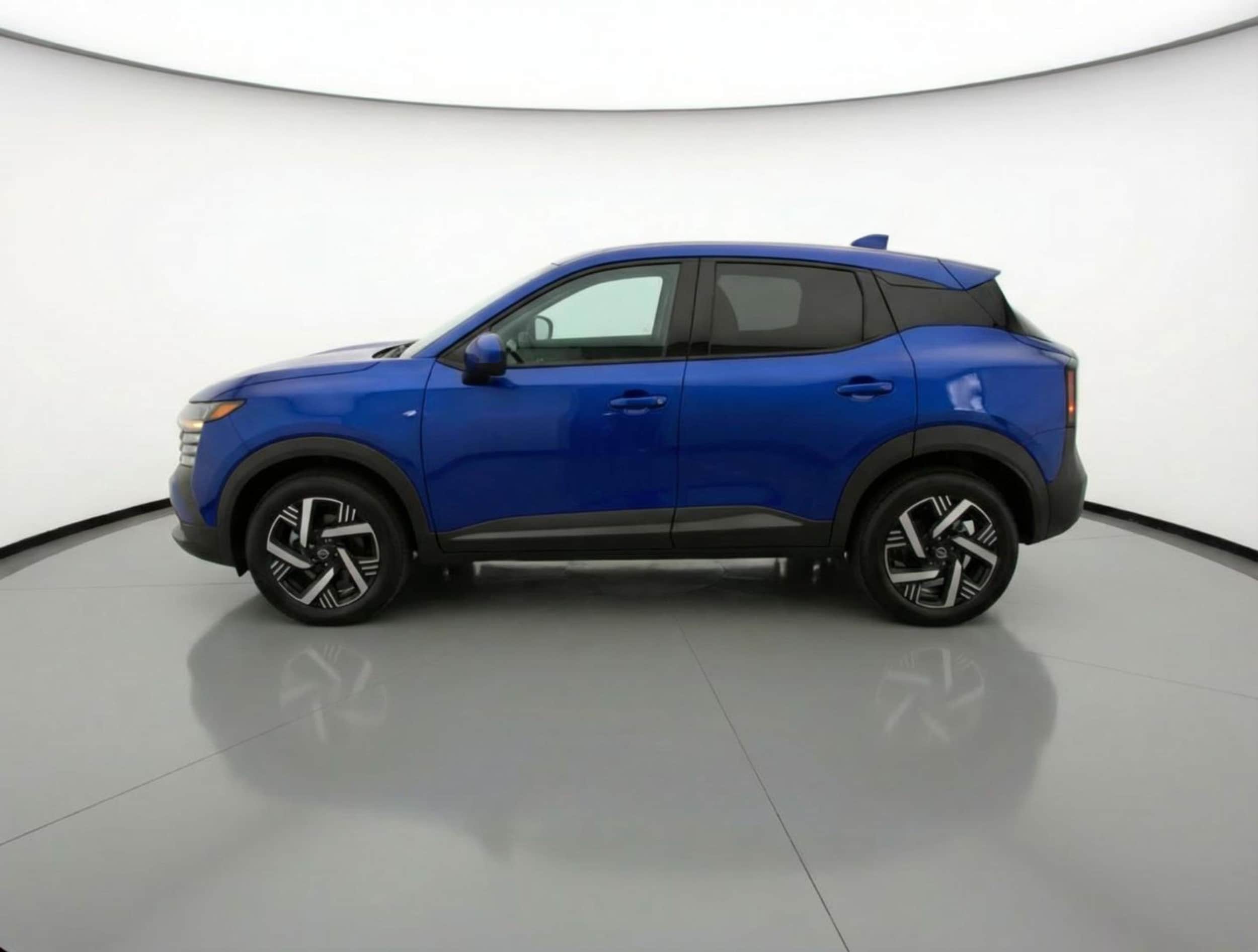 Thumbnail: 2025 Nissan Kicks - 4