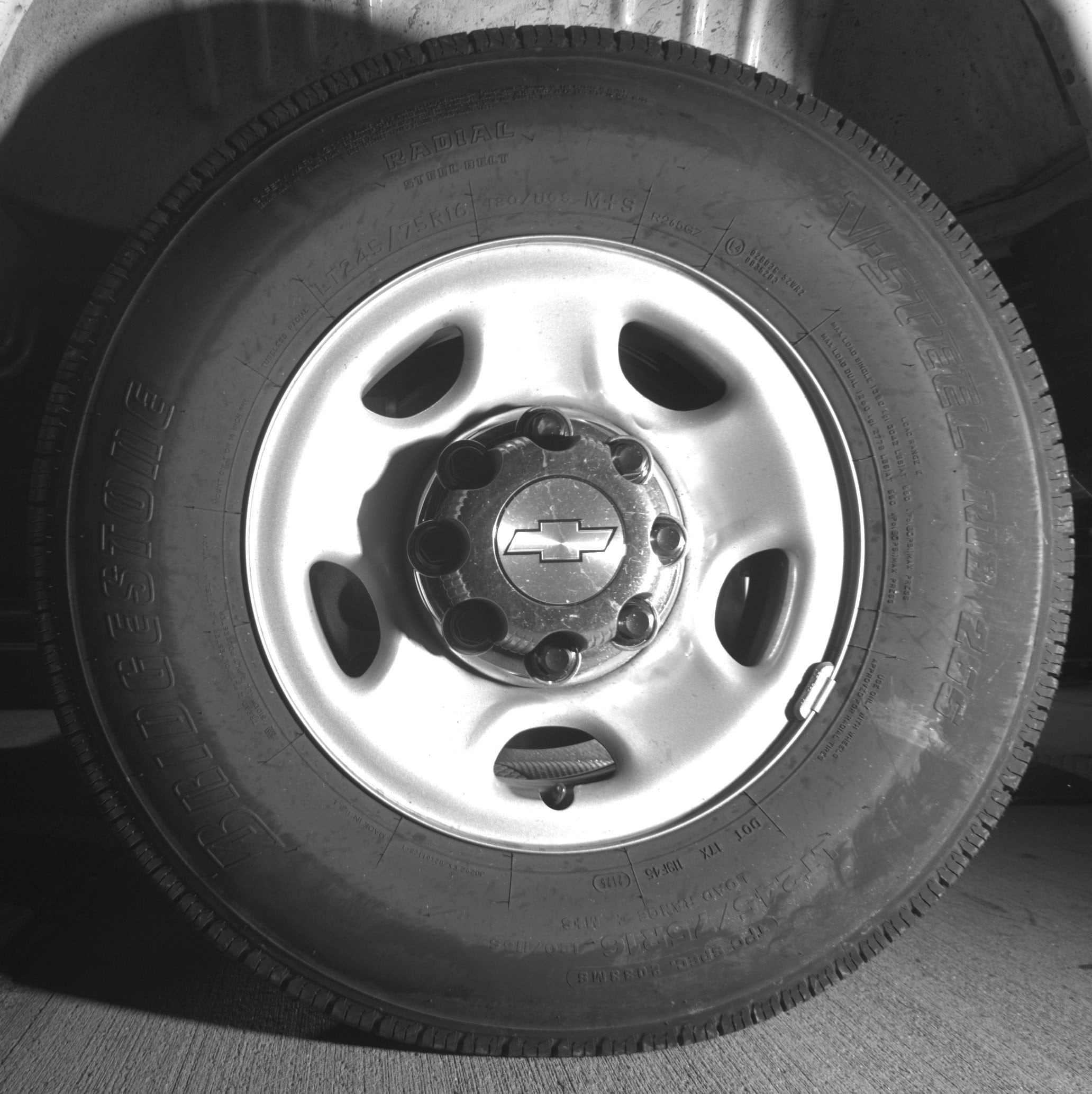 Thumbnail: 2025 Chevrolet Express - 14