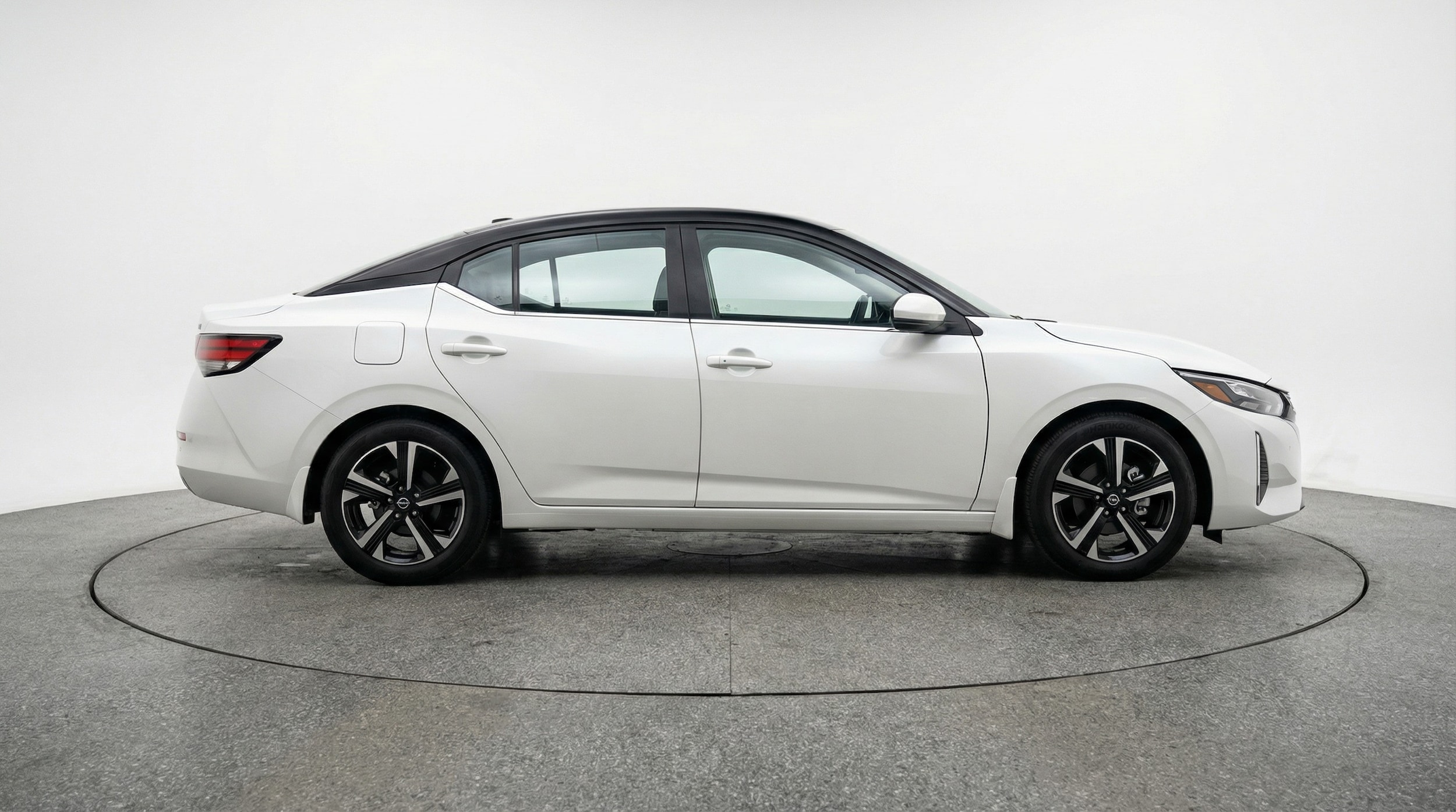 Thumbnail: 2025 Nissan Sentra - 8