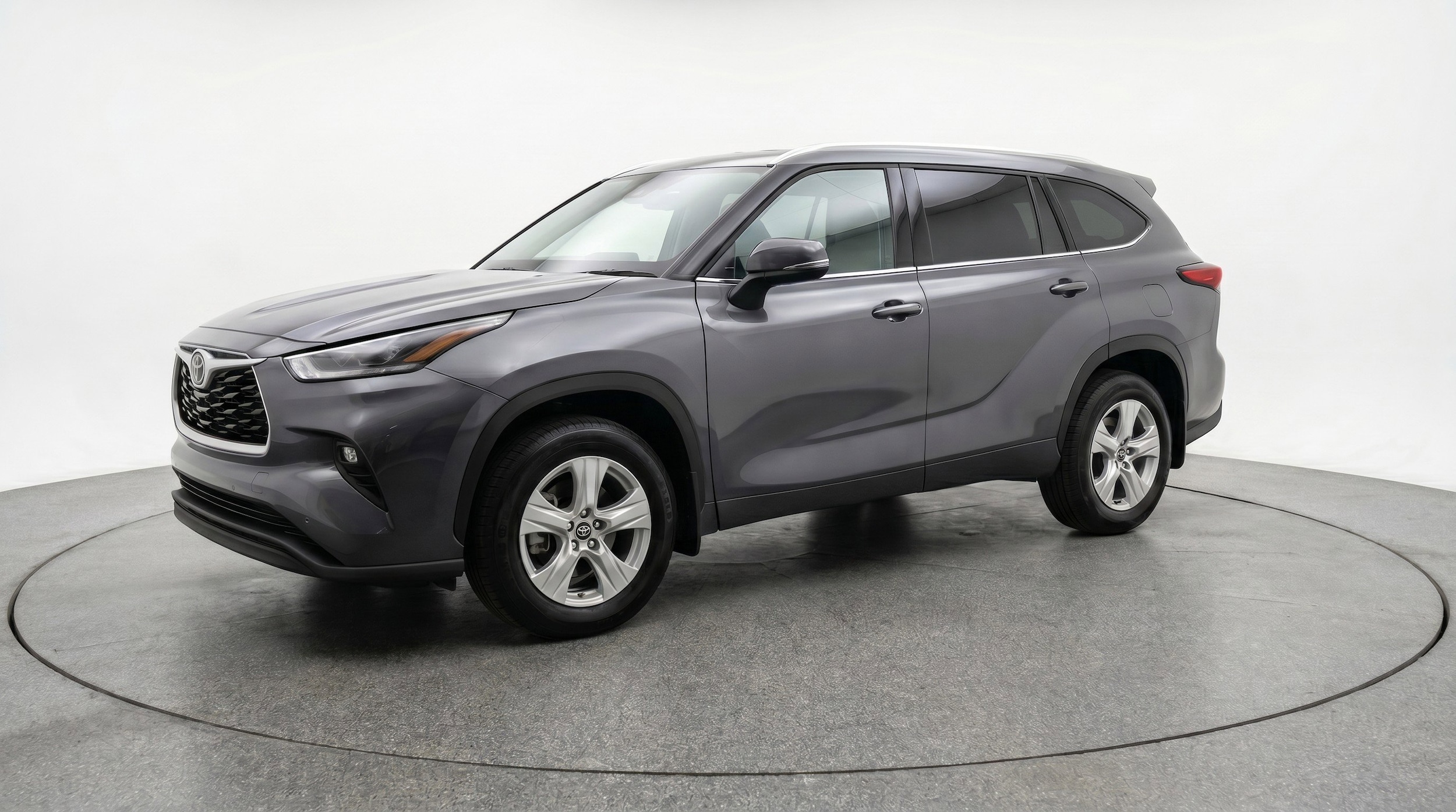 Thumbnail: 2025 Toyota Highlander - 3