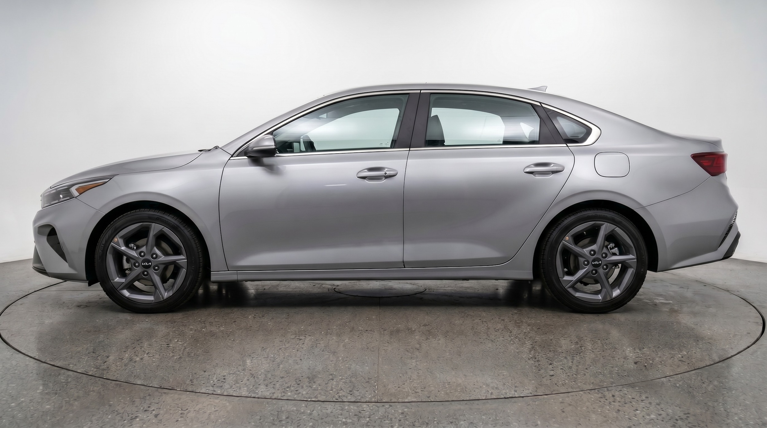 Thumbnail: 2025 Kia K4 - 4