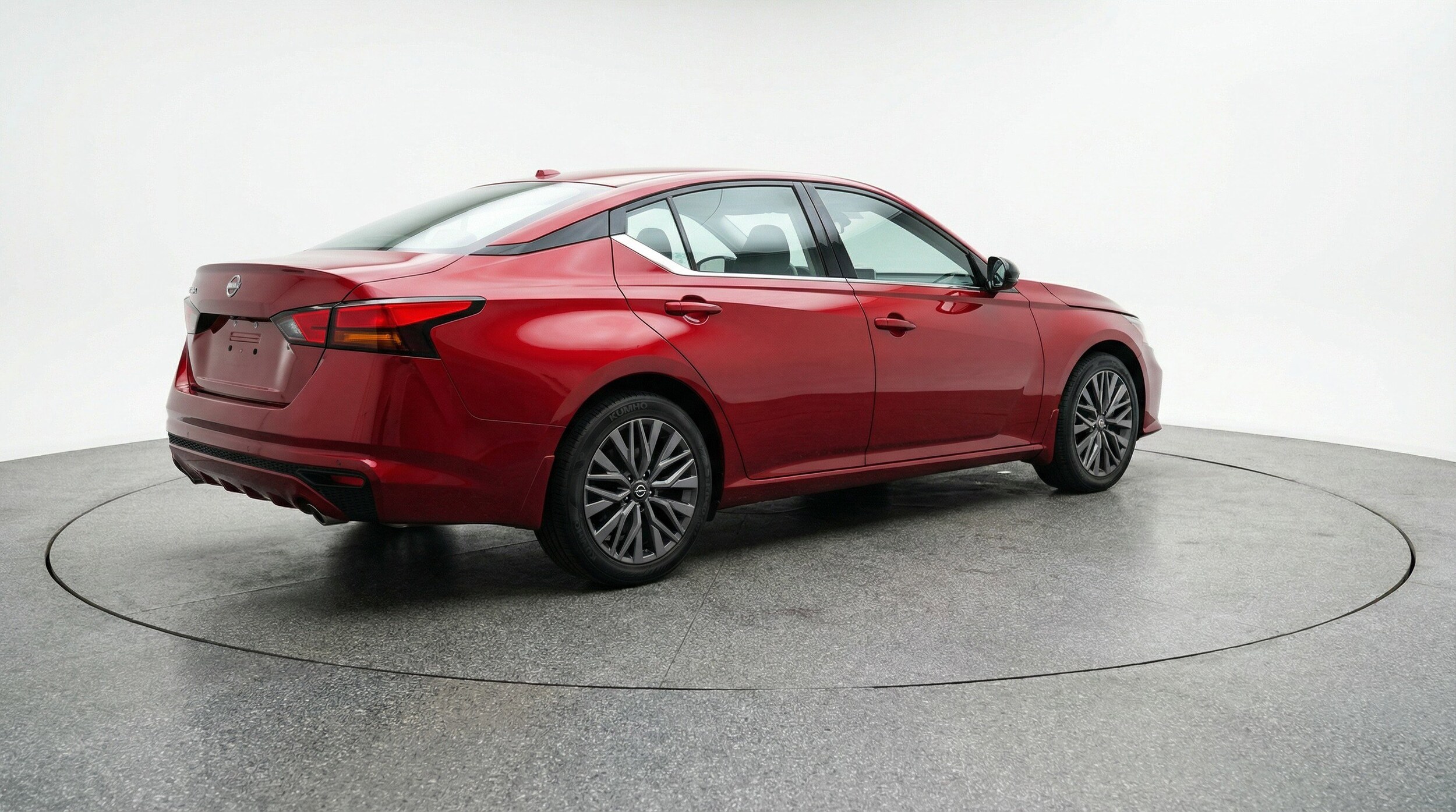 Thumbnail: 2025 Nissan Altima - 9