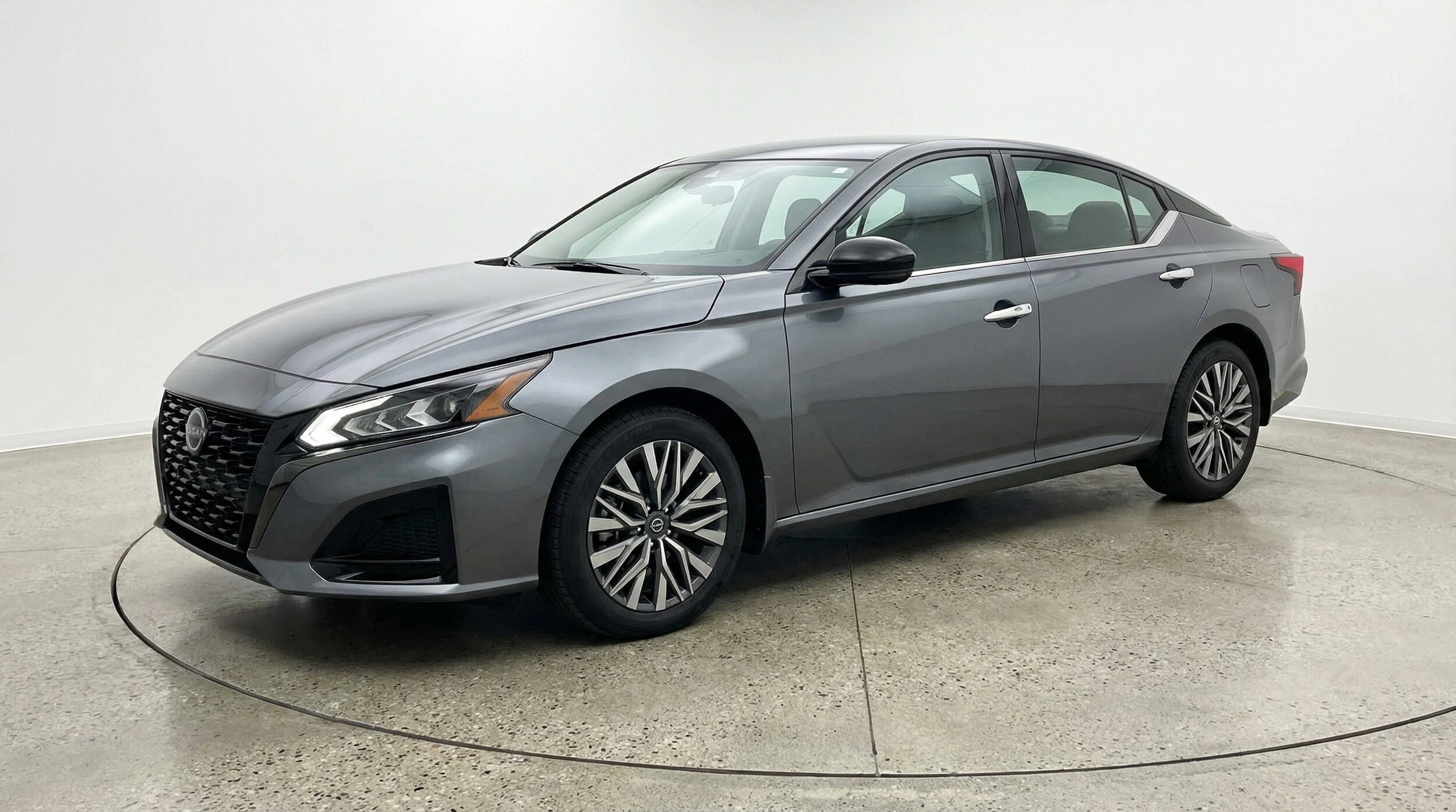 Thumbnail: 2025 Nissan Altima - 3