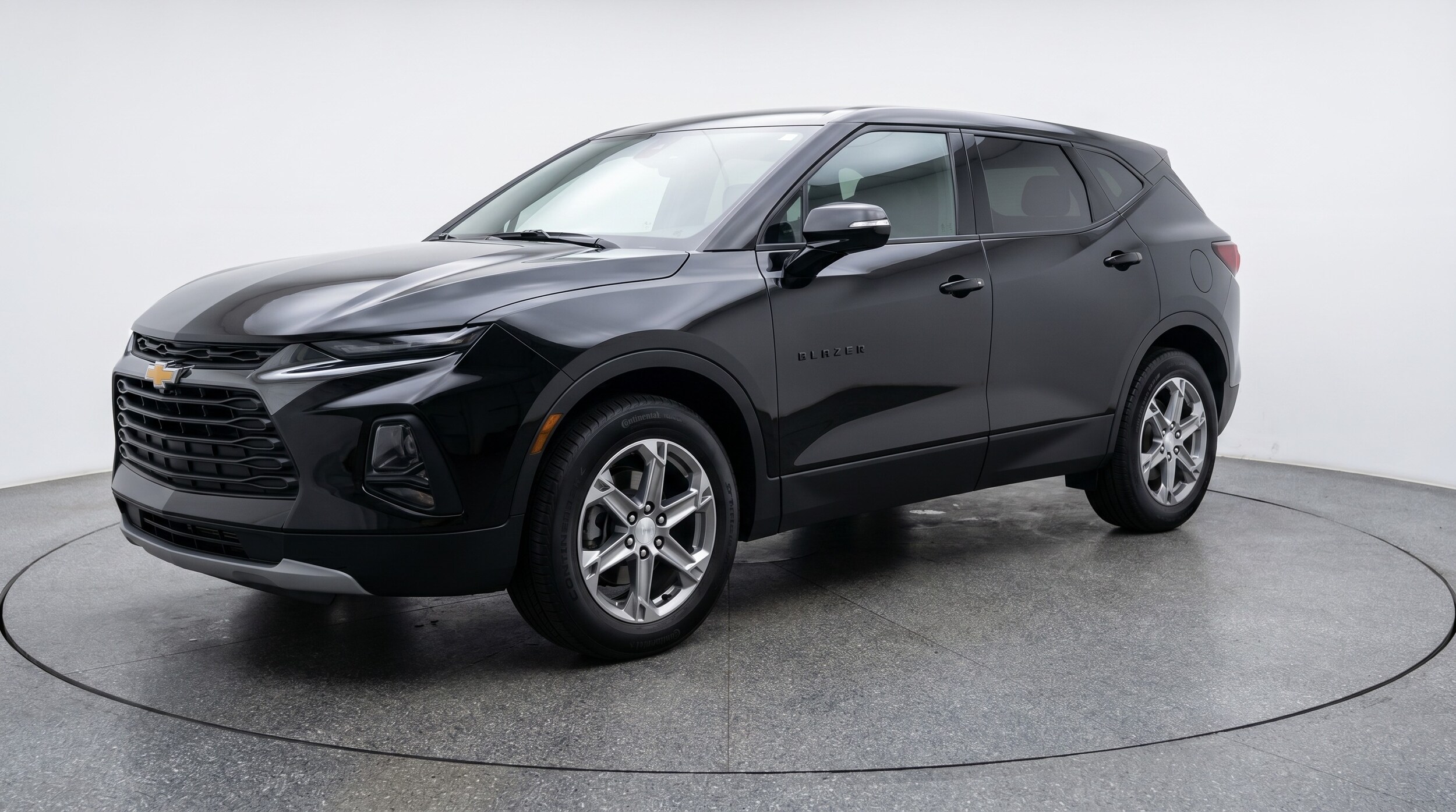 Thumbnail: 2026 Chevrolet Blazer - 3